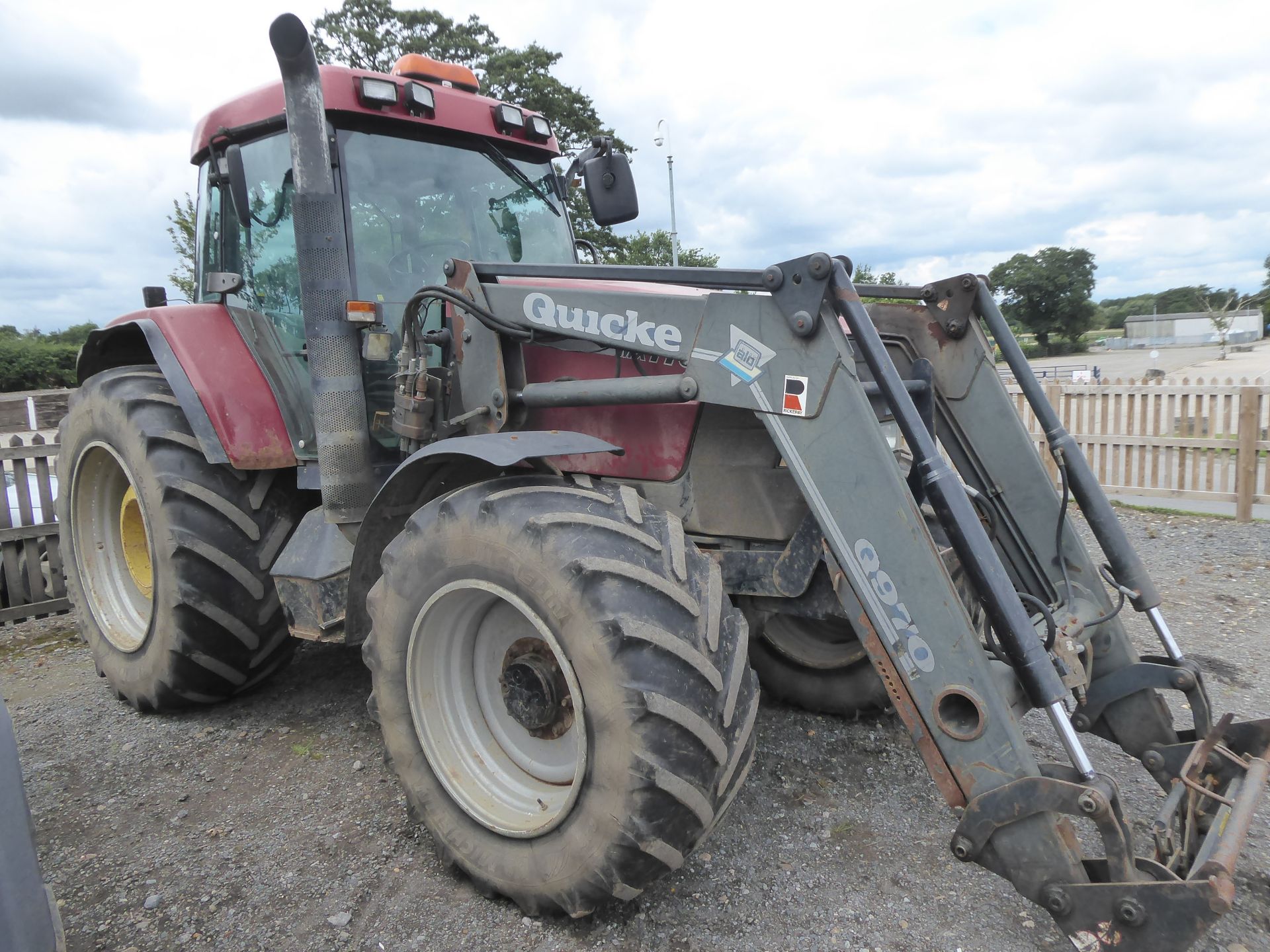 Case MX110 tractor c/w loader. 10090 Hours, NK51 TUY. Unxpectedly re offered due to purchaser