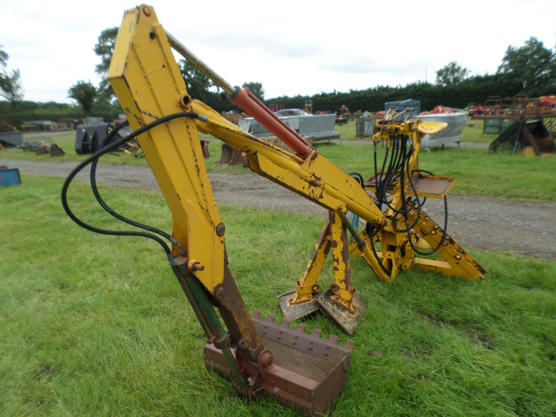 Foster type rear hydraulic ditcher - Image 2 of 2