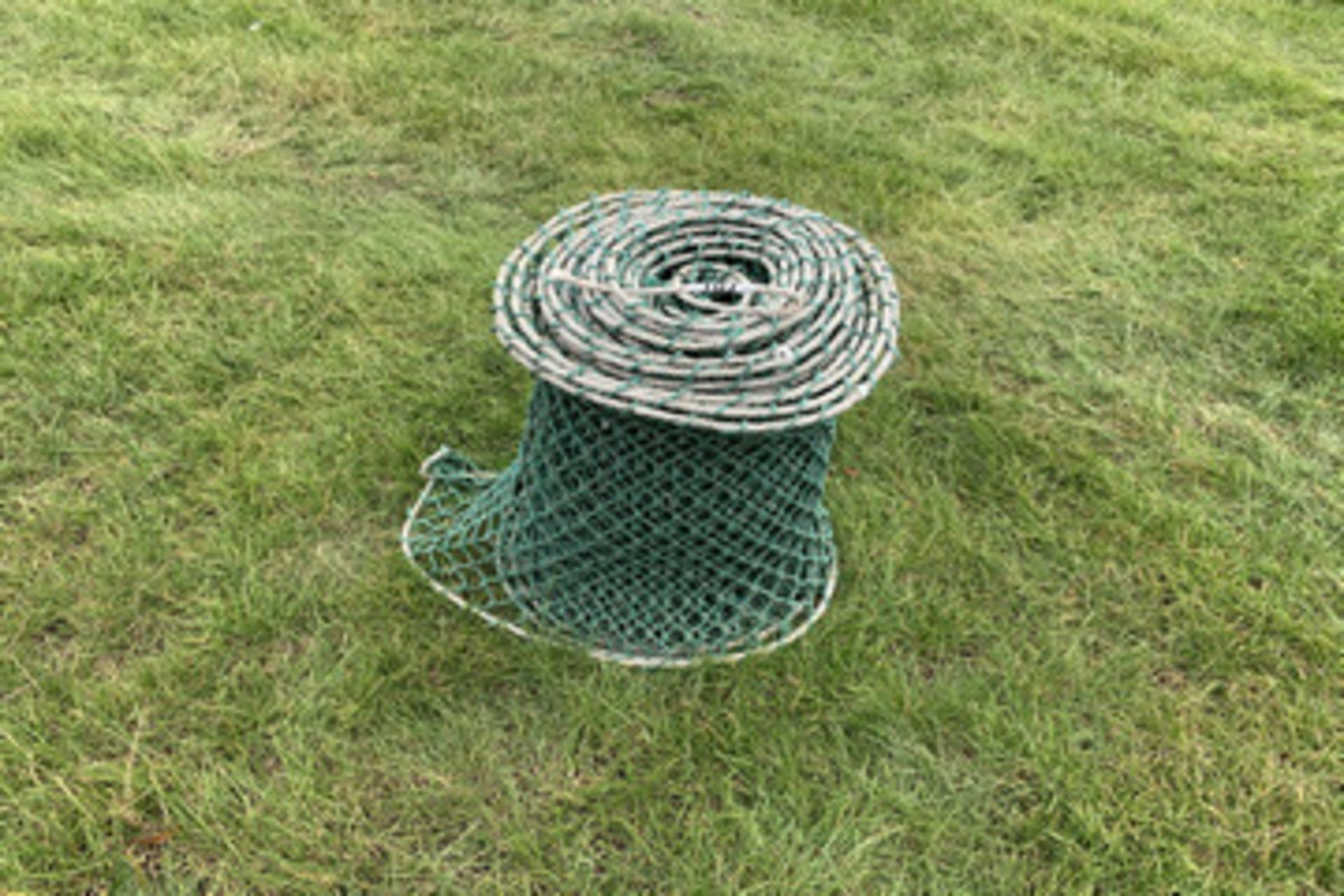 Roll of green netting, approx 2'x75' NO VAT