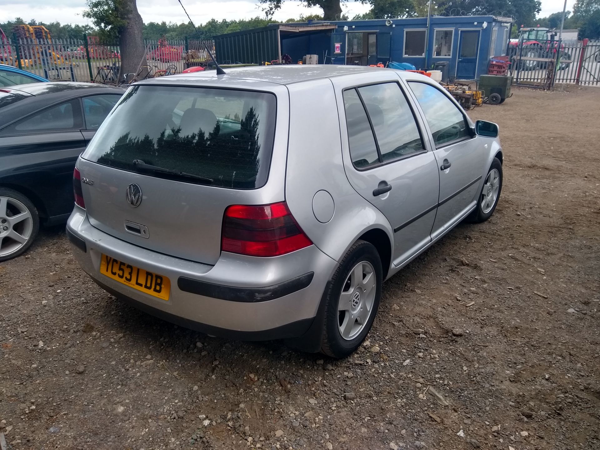 2003 VW Golf 1.4 Final Edition 2003 VW Gold 1.4 Final Edition 5 door - MOT 15.02.21 - Image 5 of 8