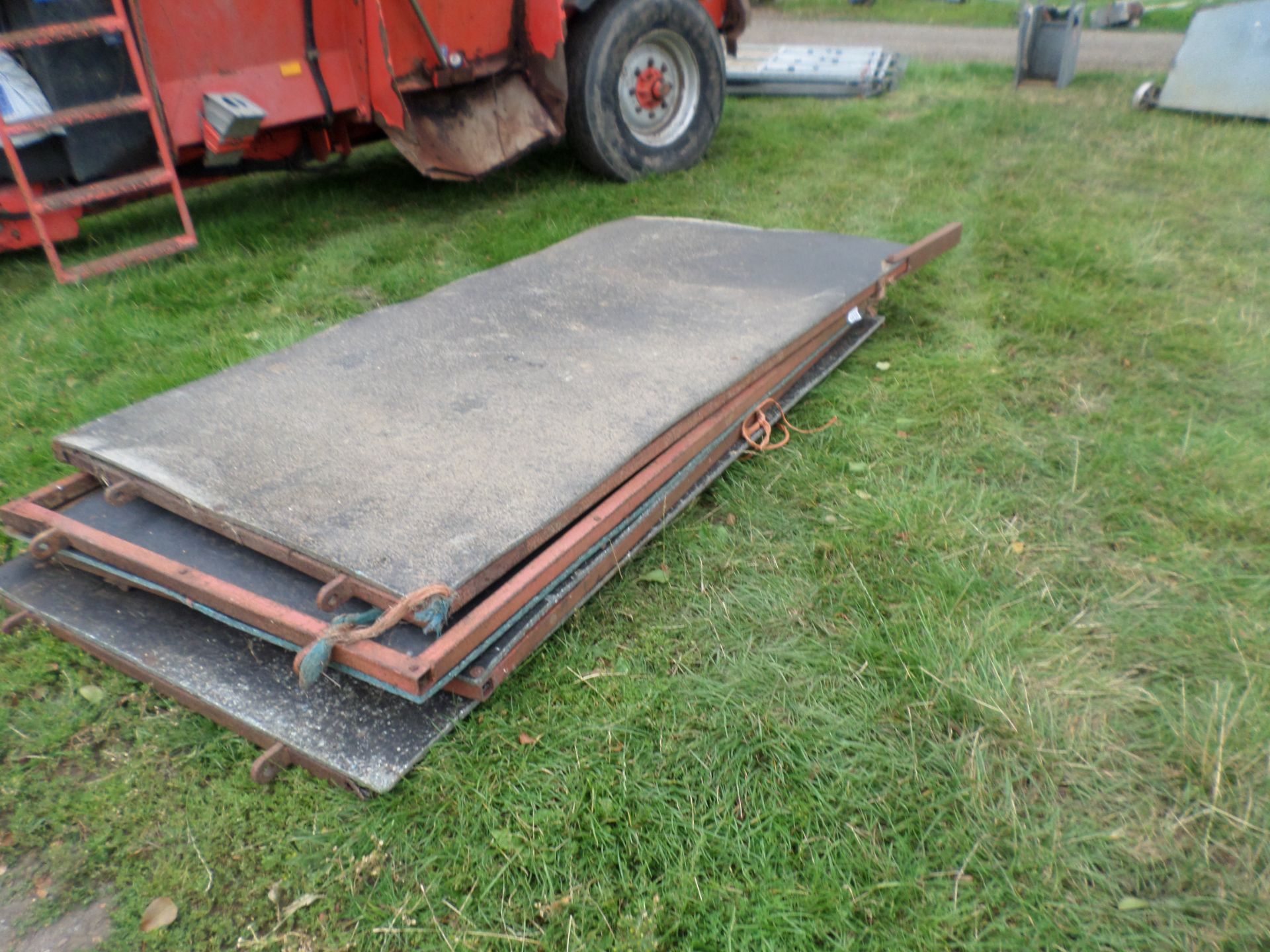 4 metal gates with plastic boarding