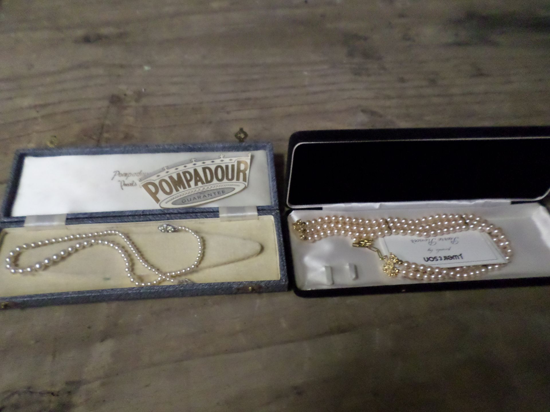 3 boxes of vintage pearls - Image 2 of 2