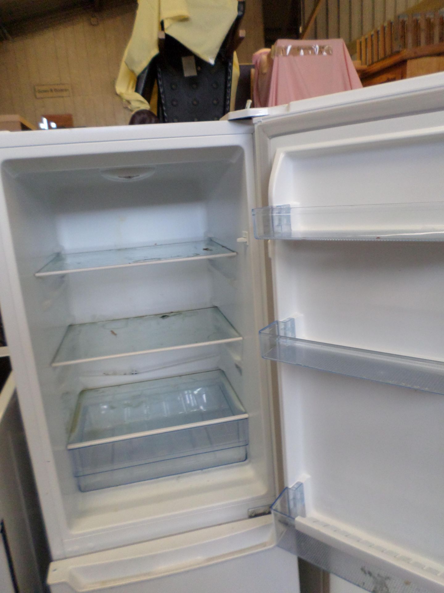 Fridgemaster fridge freezer - Image 3 of 3