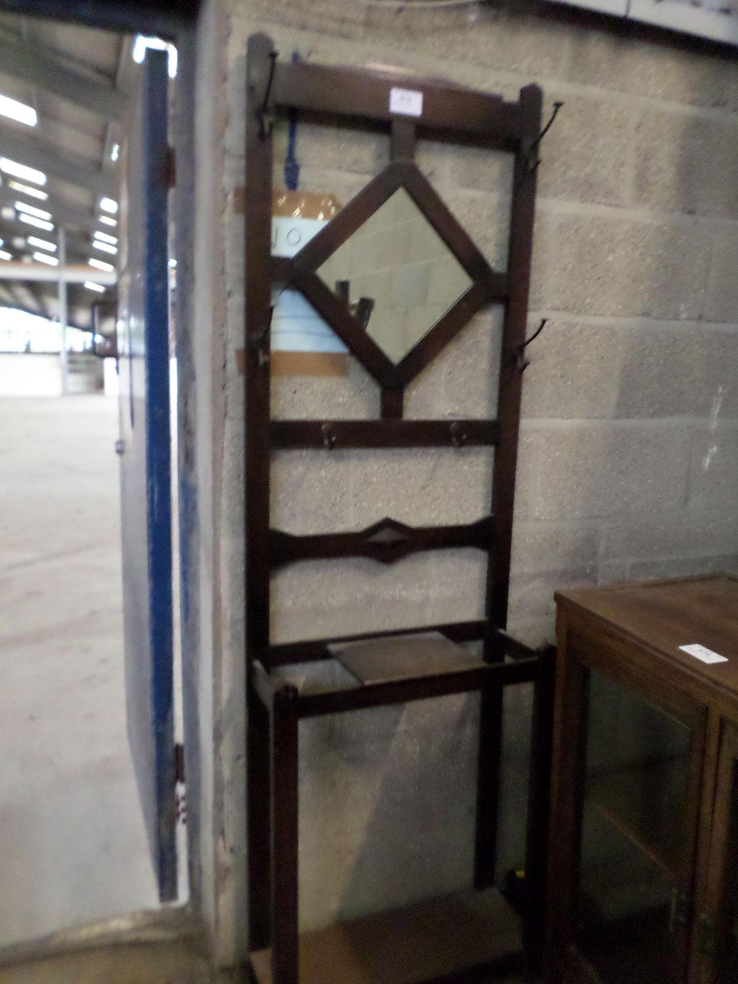 Hall coat stand