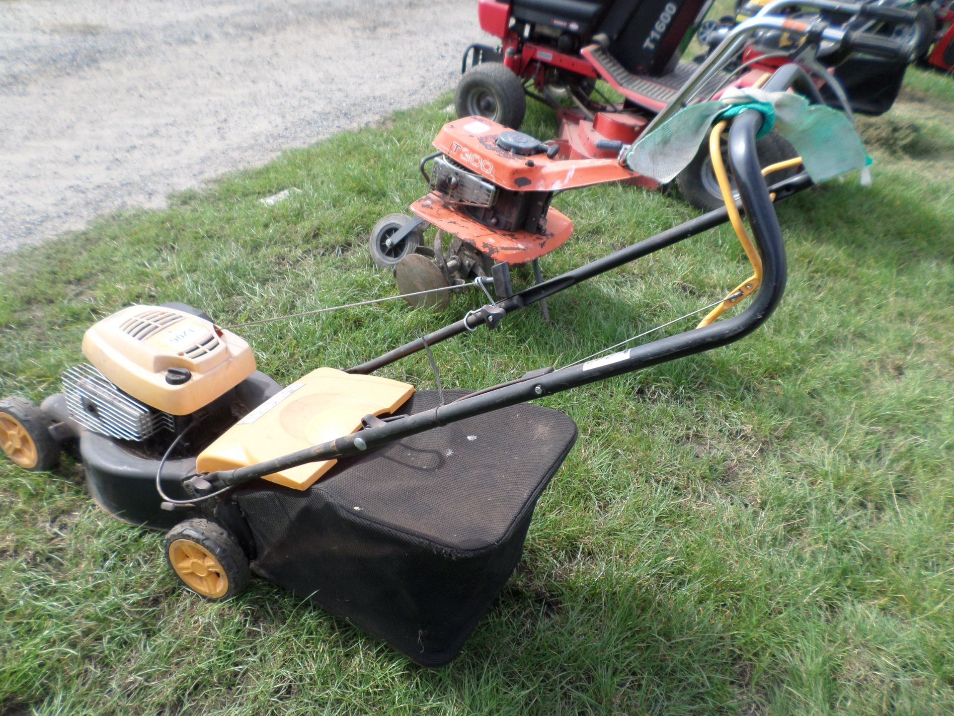 McCullock petrol mower with collector gwo NO VAT - Image 2 of 2