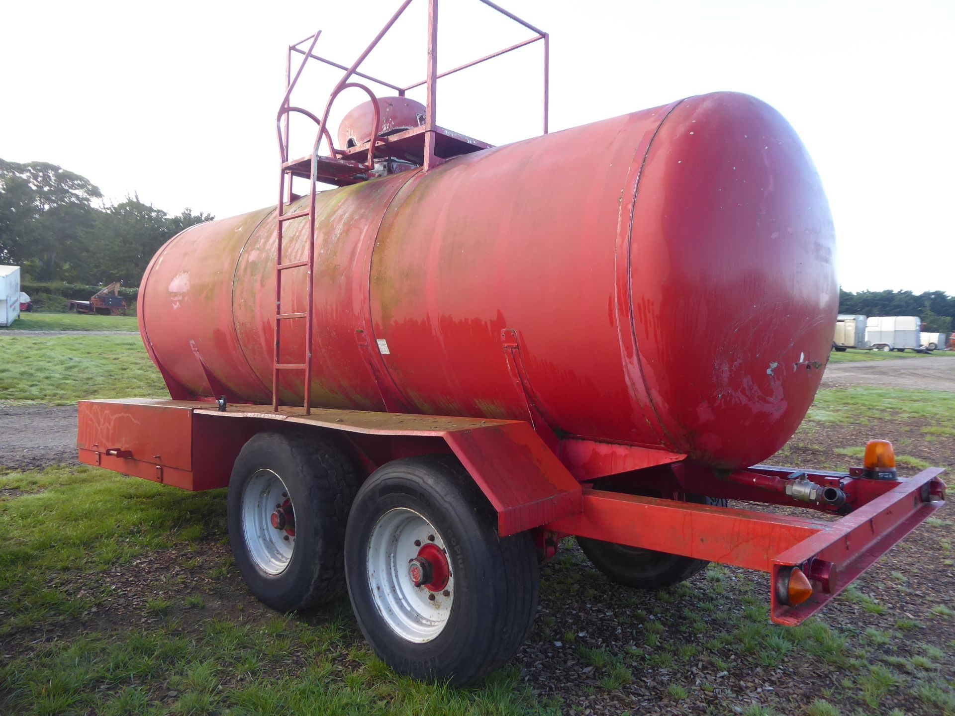 Triffitt 12,000ltr bowser on tandem axle with super singles and chemical storage box - Image 2 of 3
