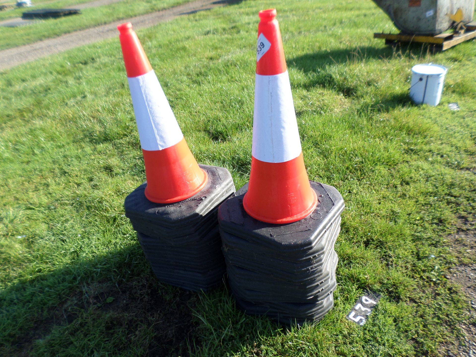 20 x 750 road cones NO VAT