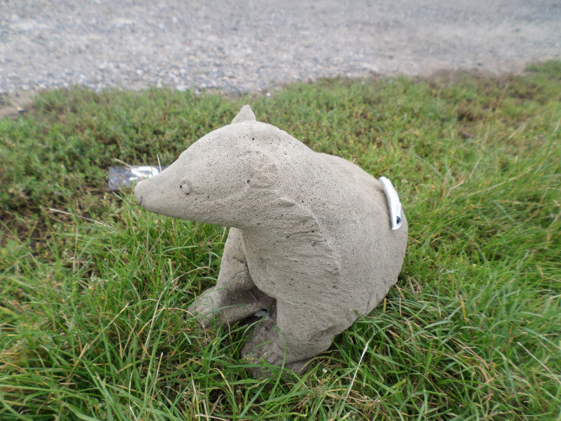 Badger garden ornament NO VAT - Image 2 of 2