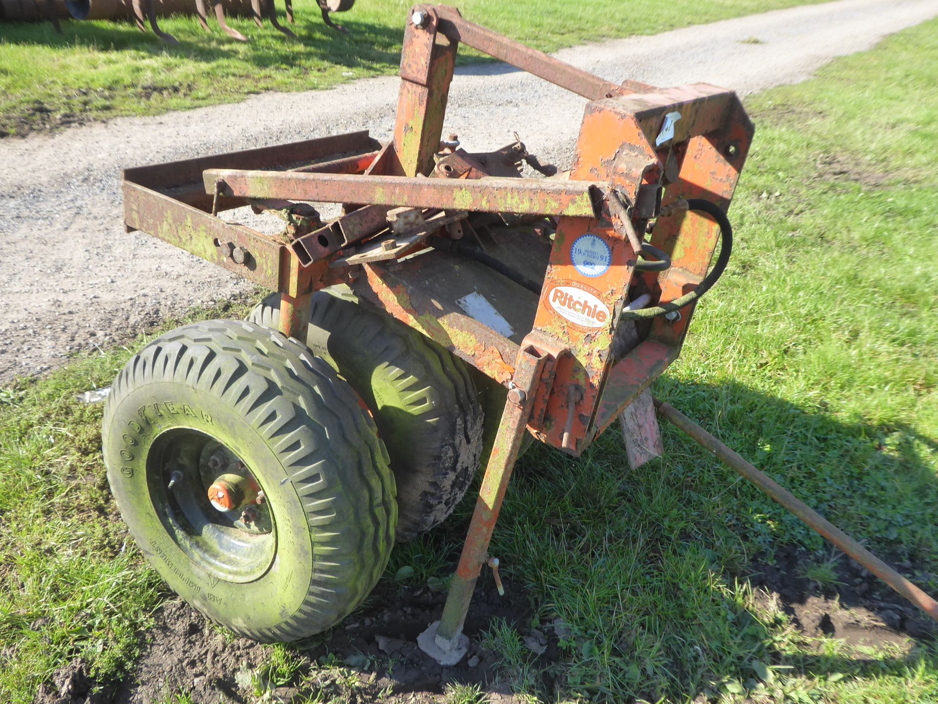 Ritchie front tyre press - Image 2 of 2