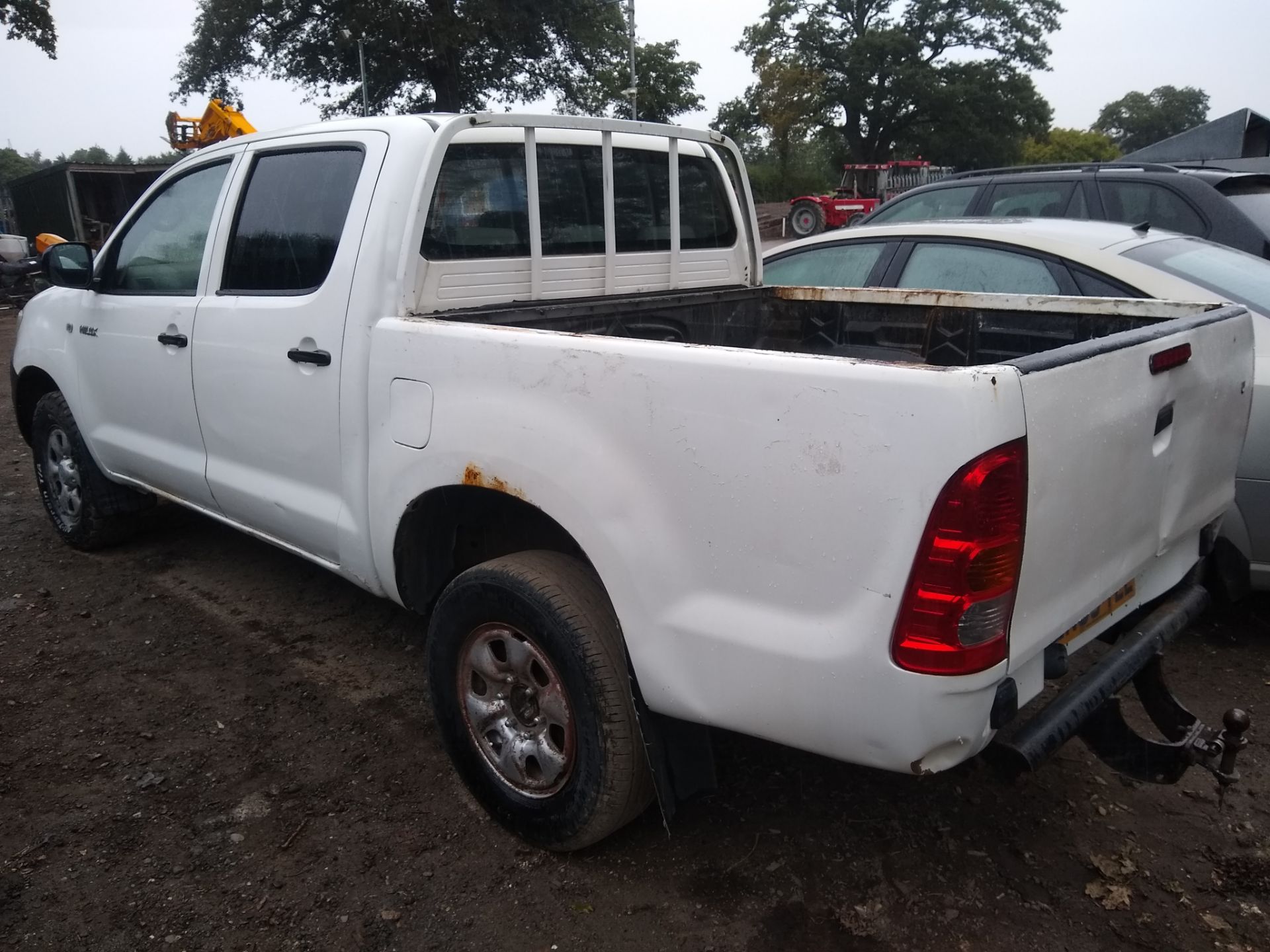 2009 Toyota Hi-Lux DC Pick-Up LN09YLE 2009 Toyota Hi-Lux D-4D 4x4 Double Cab Pick-Up, MOT 18.01.21 - - Image 2 of 8