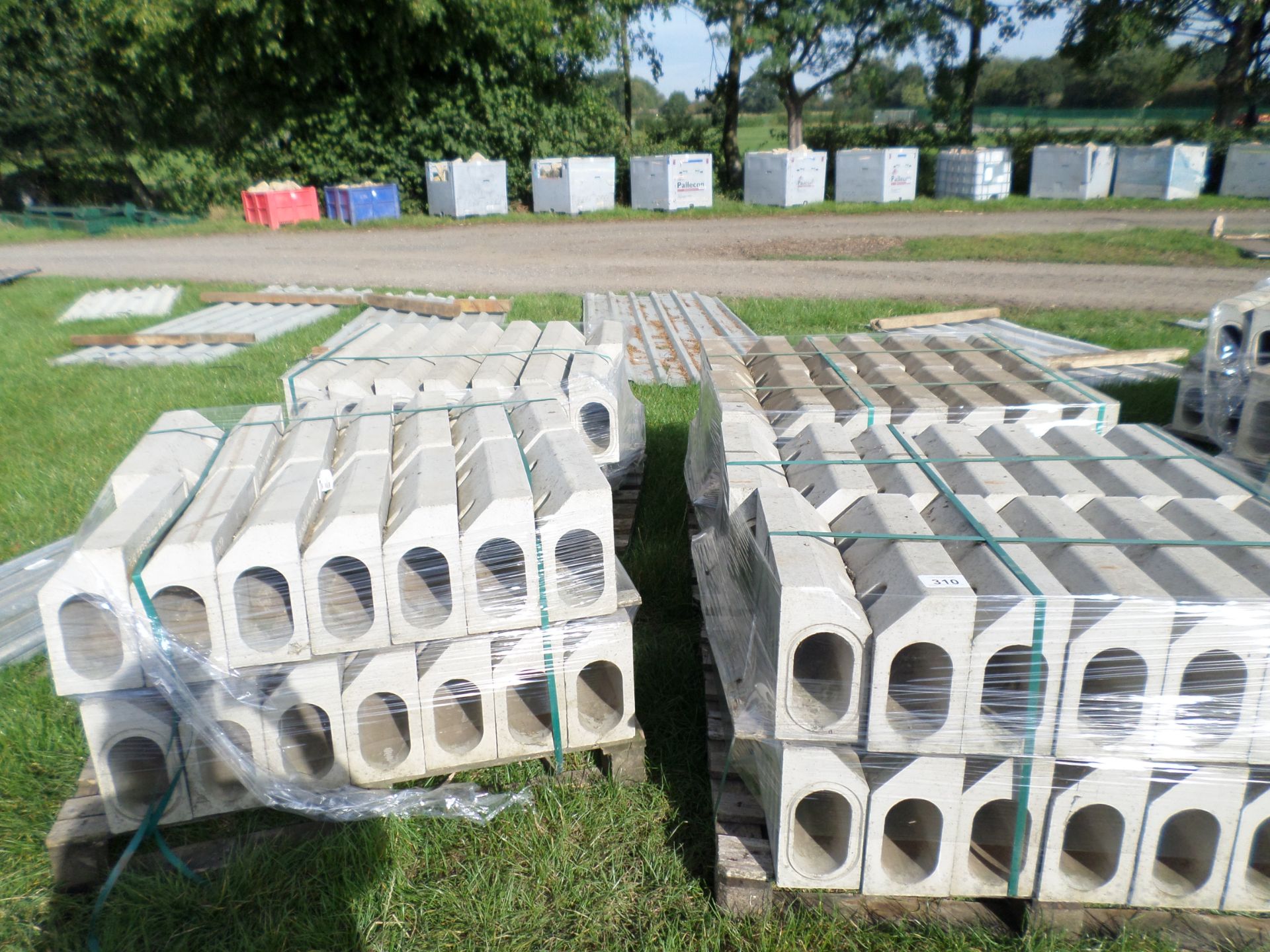 4 pallets of unused drainage kerbs, 14m per pallet