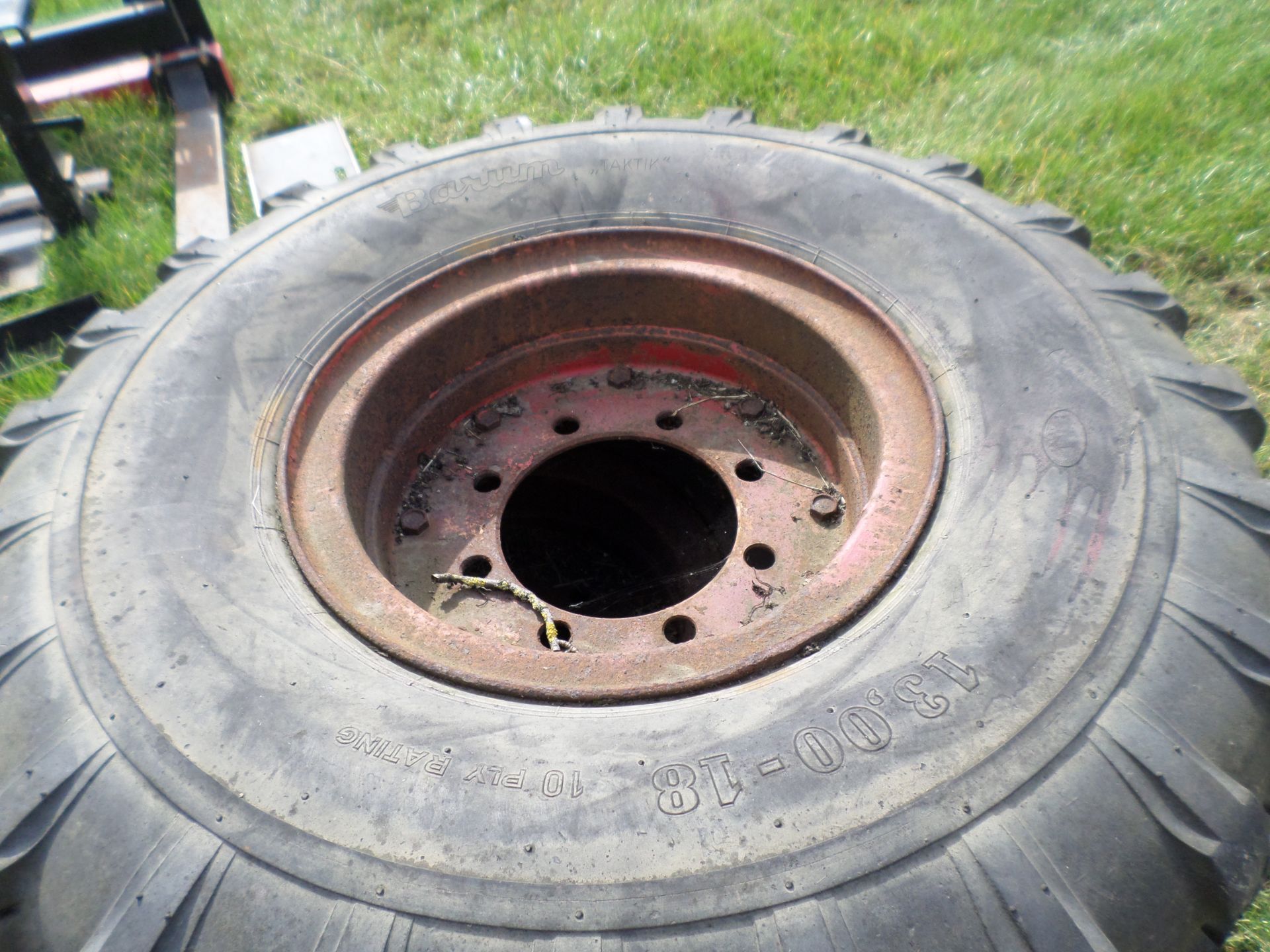 2 x 13/18 tyres on 8-stud rims - Image 2 of 2