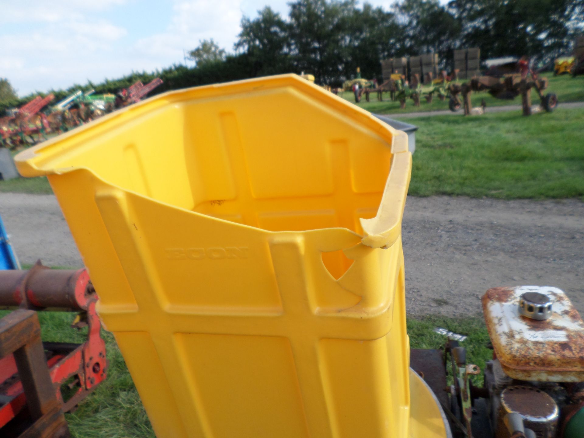 Small bale straw chopper, NO VAT - Image 2 of 3