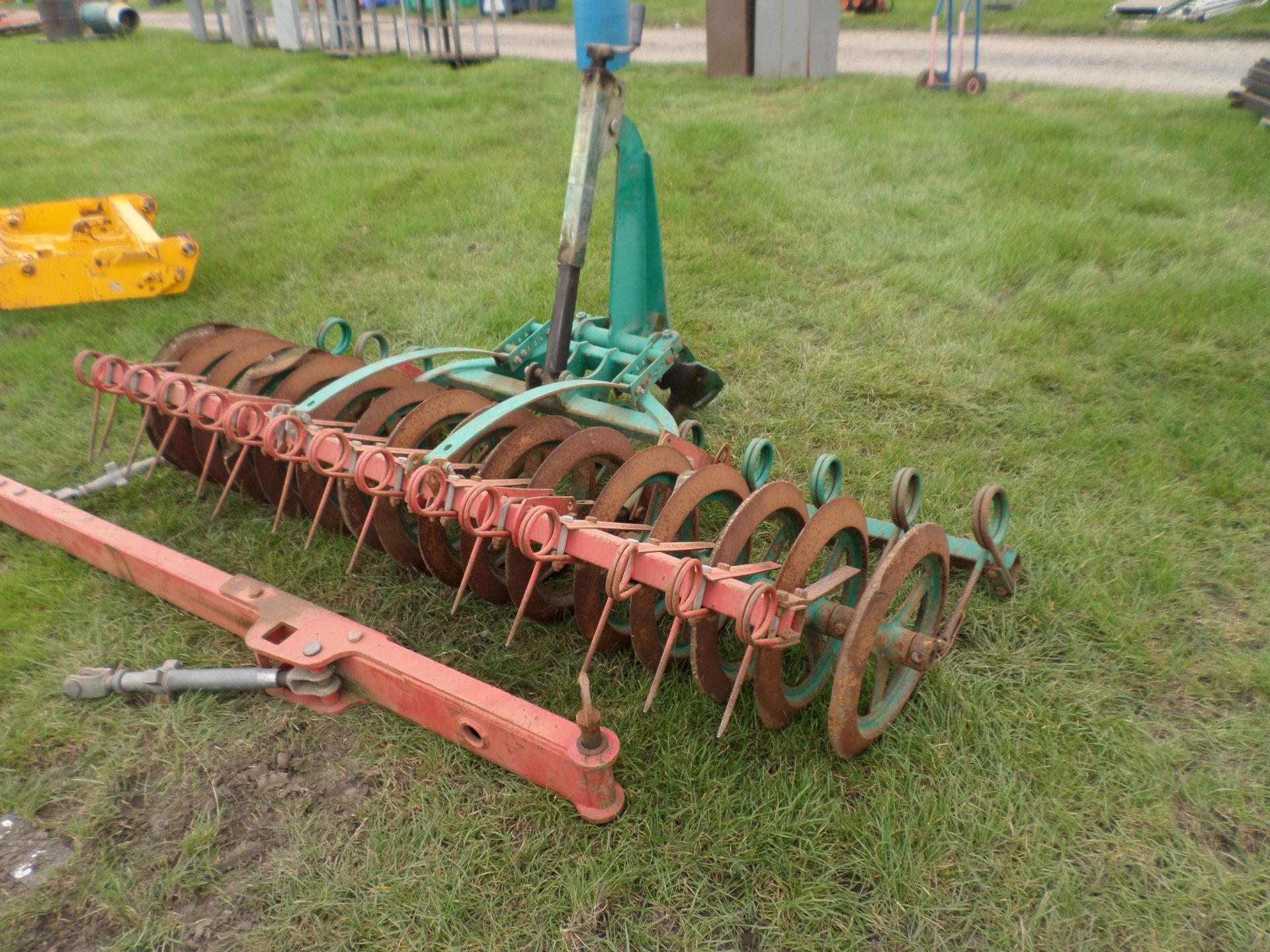 Kverneland furrow press and arm to suit 5F reversible plough