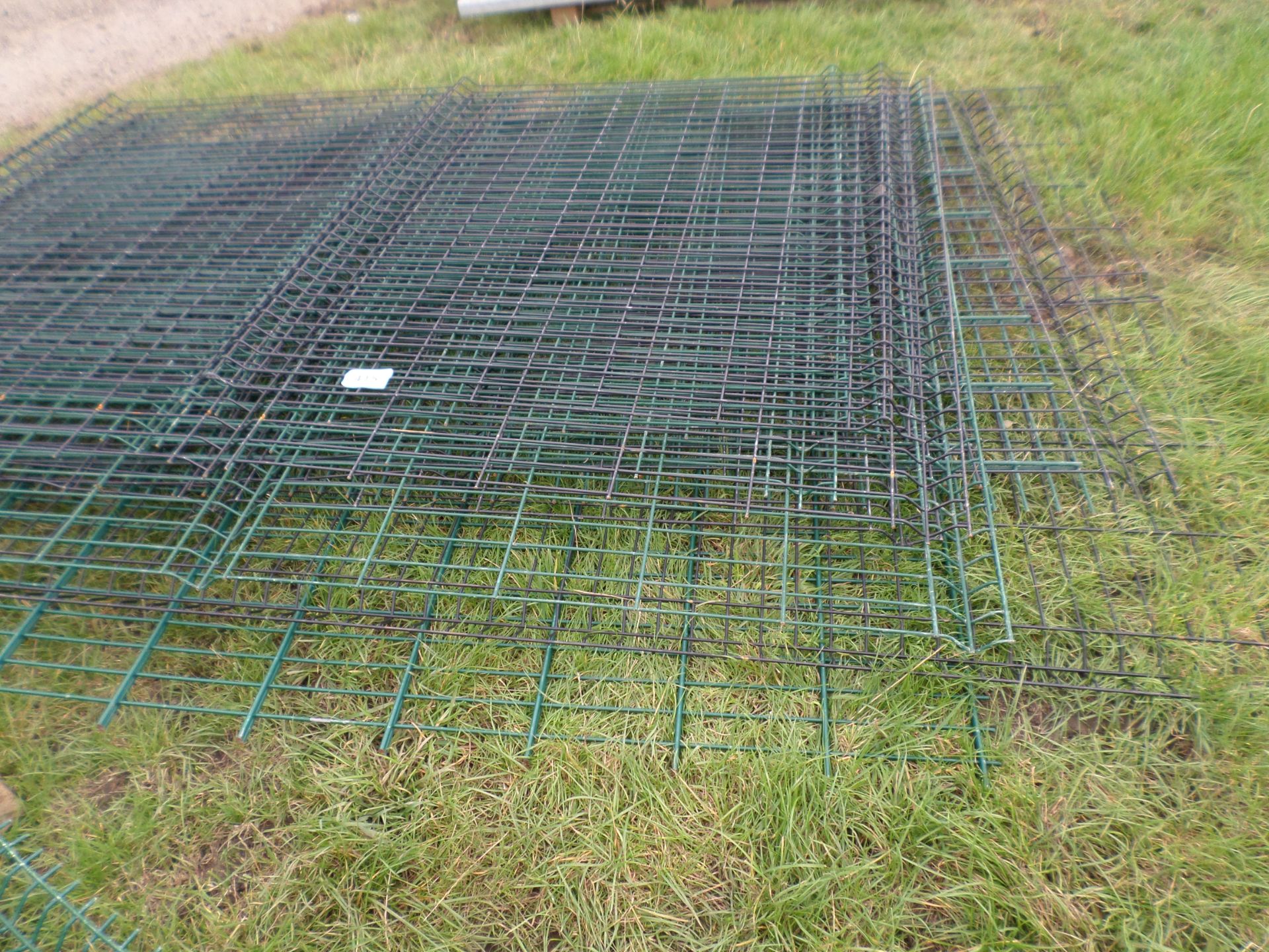 12 mesh panels NO VAT