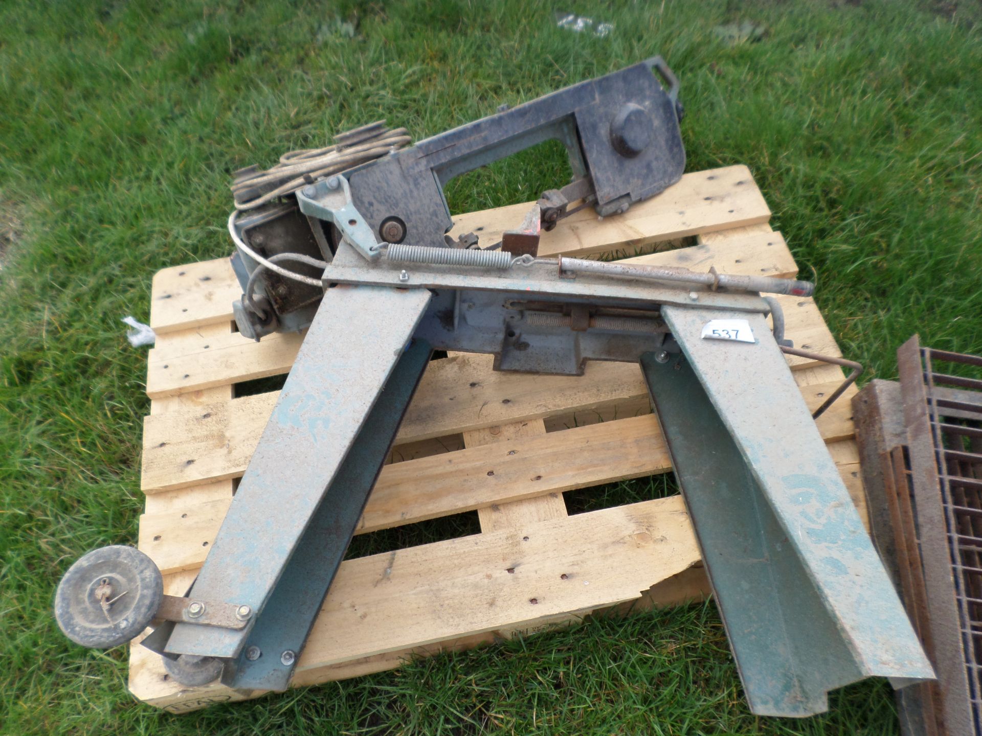 Electric band saw