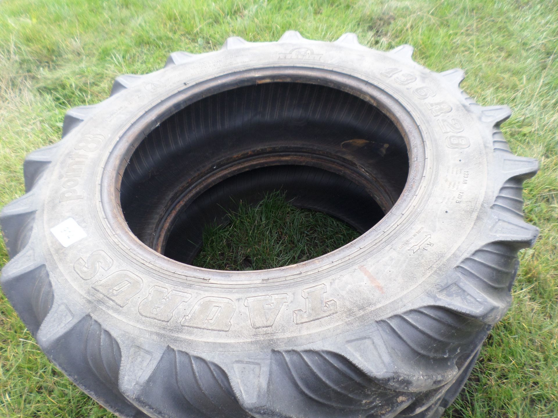 Pair 13.6/28 front tyres, 60\% - Image 2 of 2