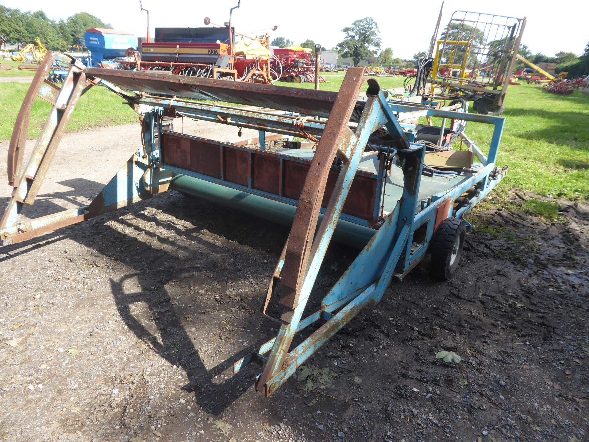 Cook/Ritchie, flat 8 sledge with belt floor GWO - Image 2 of 3