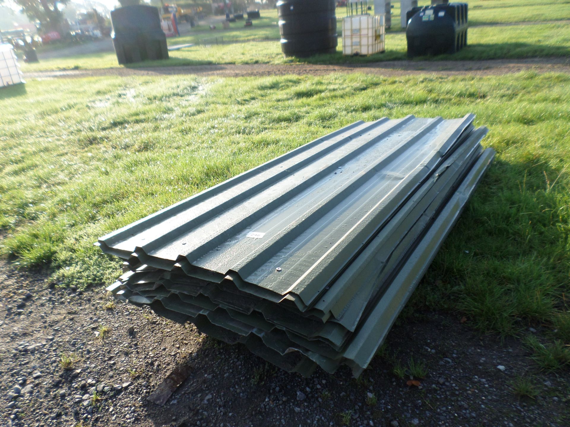 Quantity of green 3.1m tin sheets, approx 22