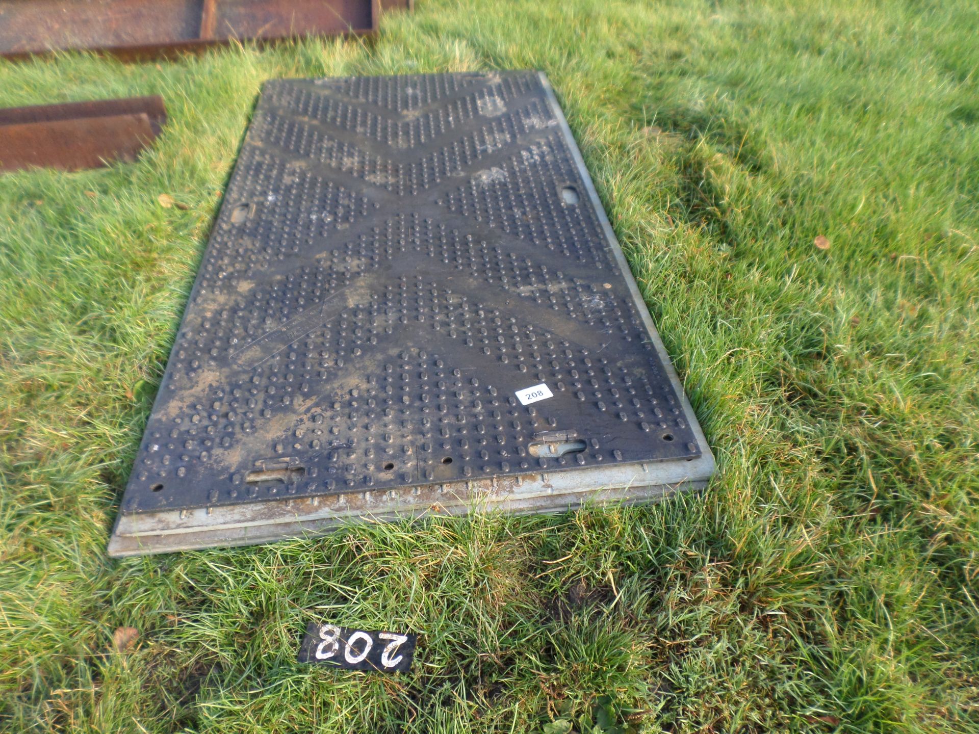 4 track mats NO VAT - Image 2 of 2