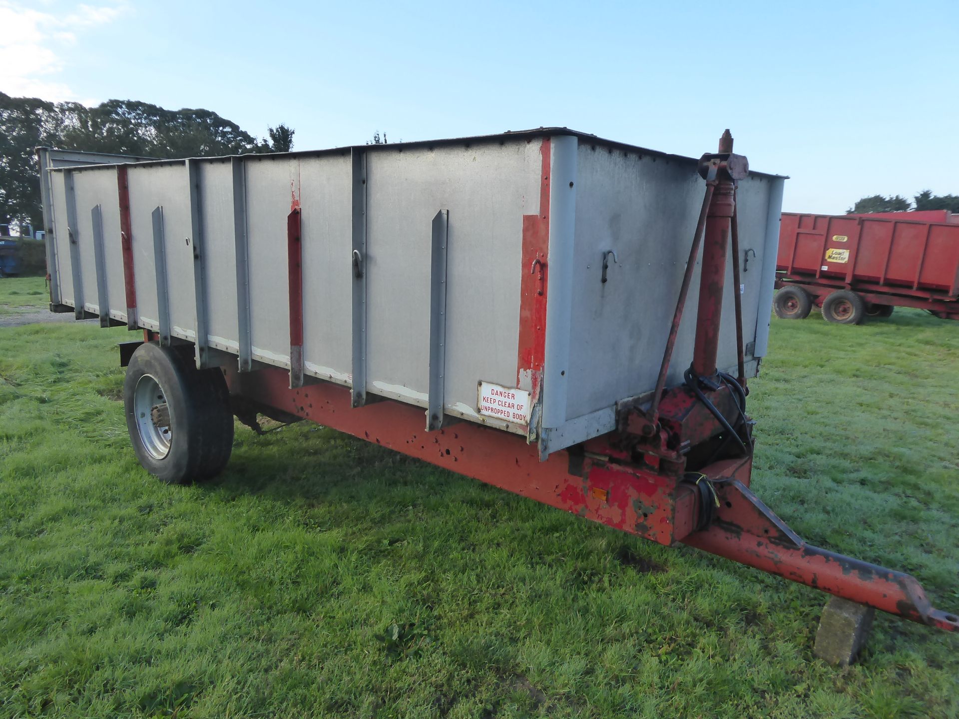 10T alloy tipping trailer