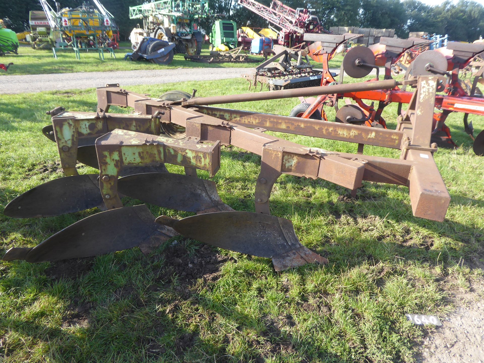 Dowdeswell 4+2F plough