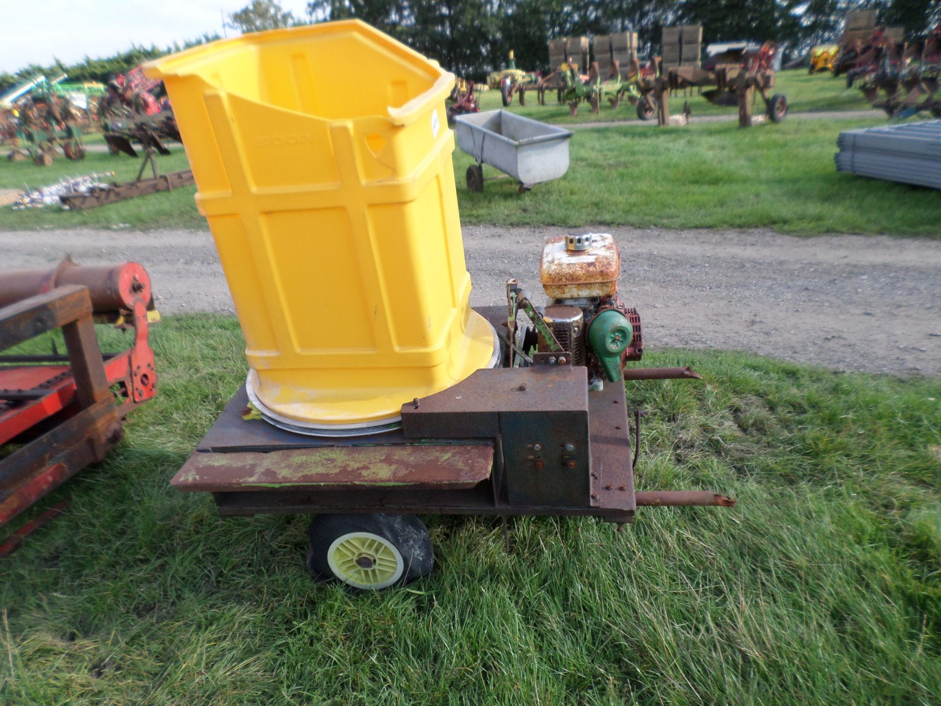 Small bale straw chopper, NO VAT - Image 3 of 3