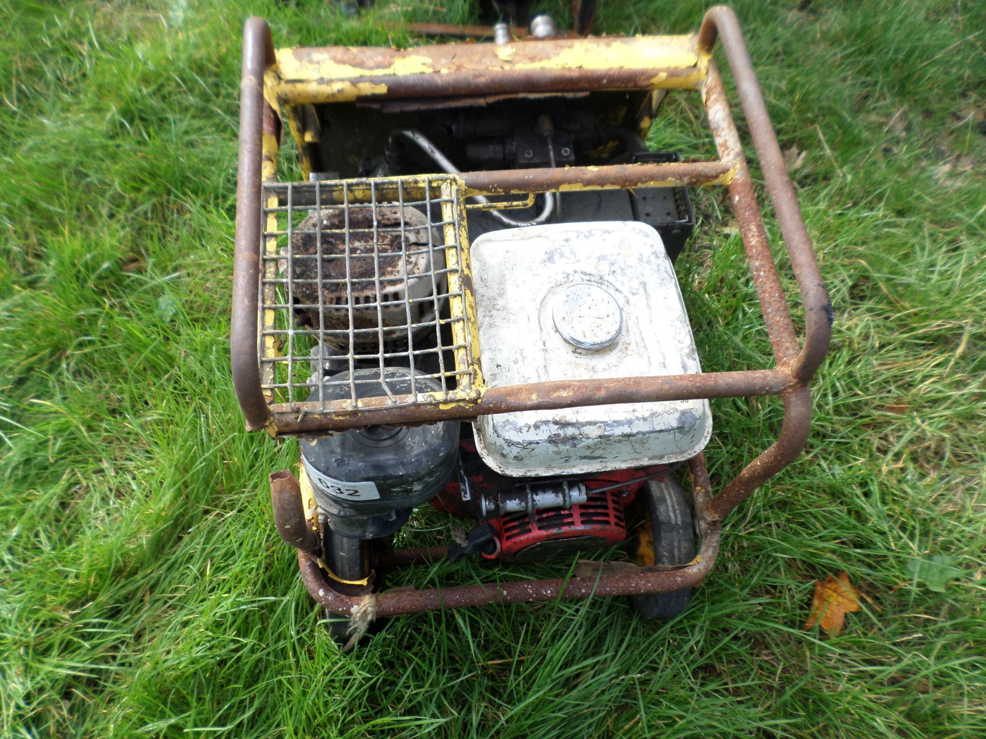 JCB hydraulic power pack, runs but needs attention NO VAT