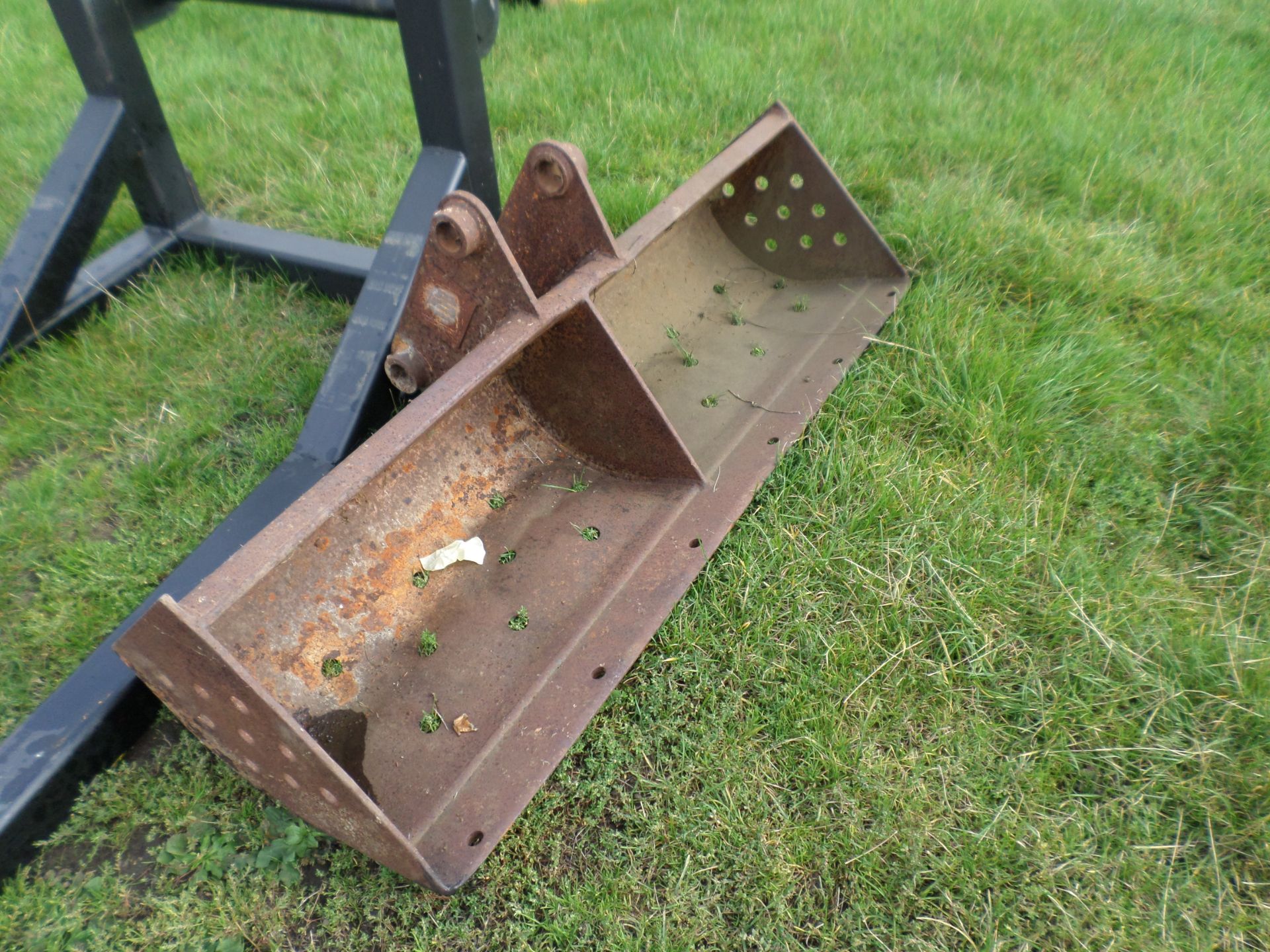 Digger ditching bucket, NO VAT