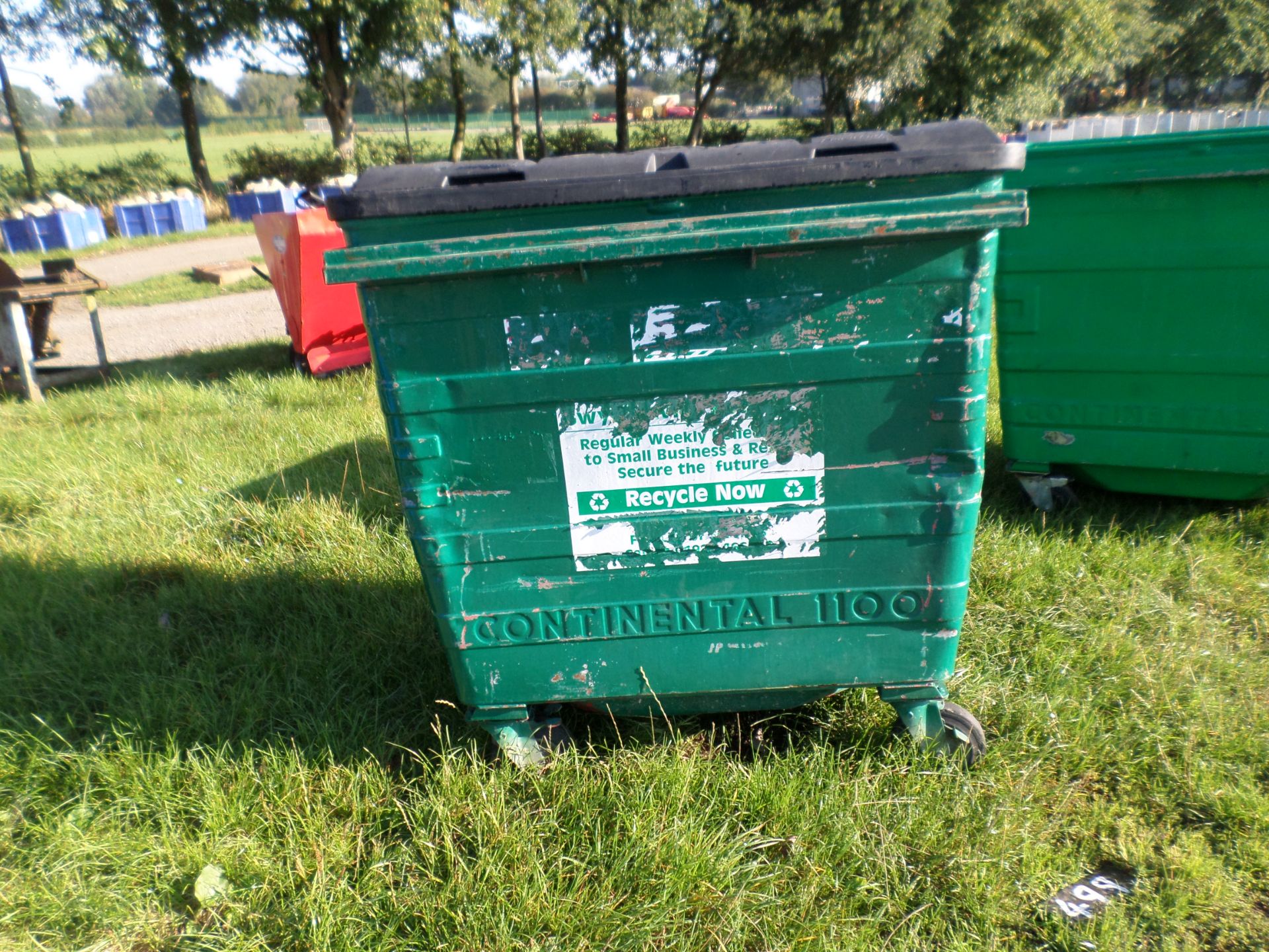 Steel wheelie bin