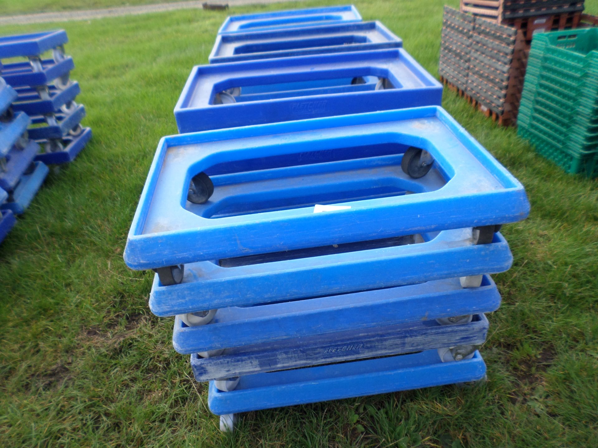 20 plastic 4-wheel trollies - Image 2 of 2