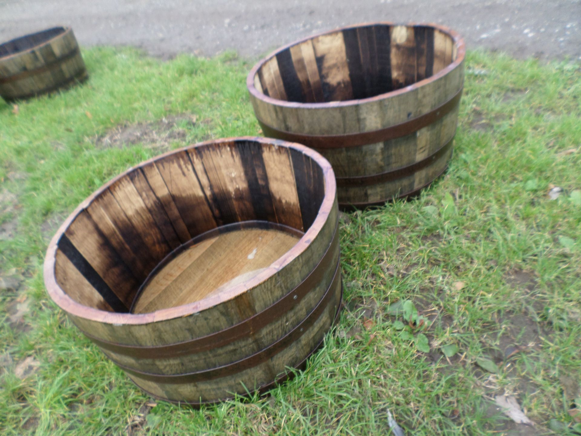 2 large hogshead oak barrel planters NO VAT - Image 2 of 2