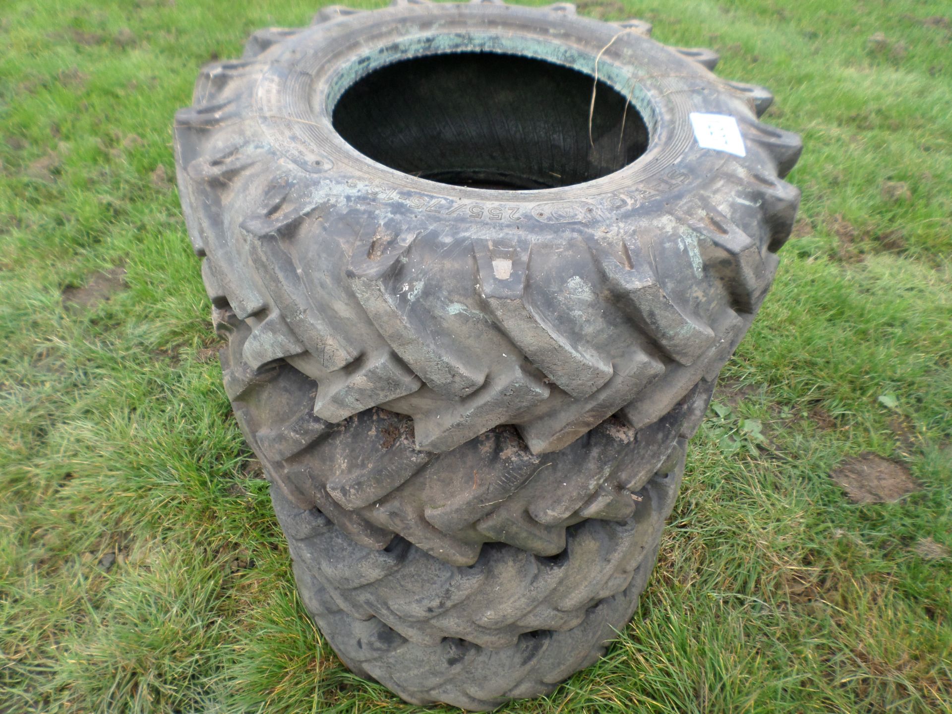 4 dumper tyres 10/75/15.3