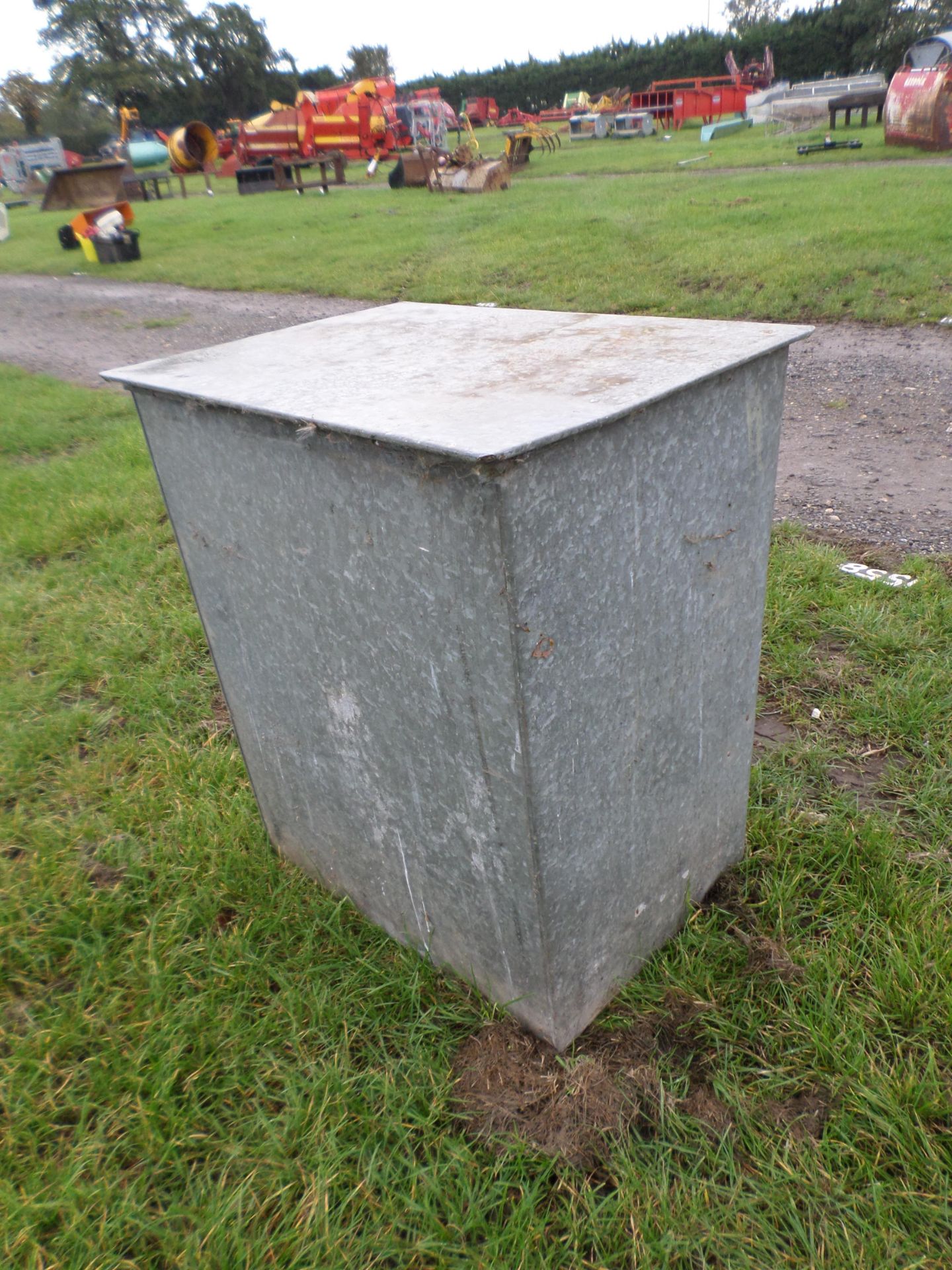 Galvanised coal bunker - Image 3 of 4