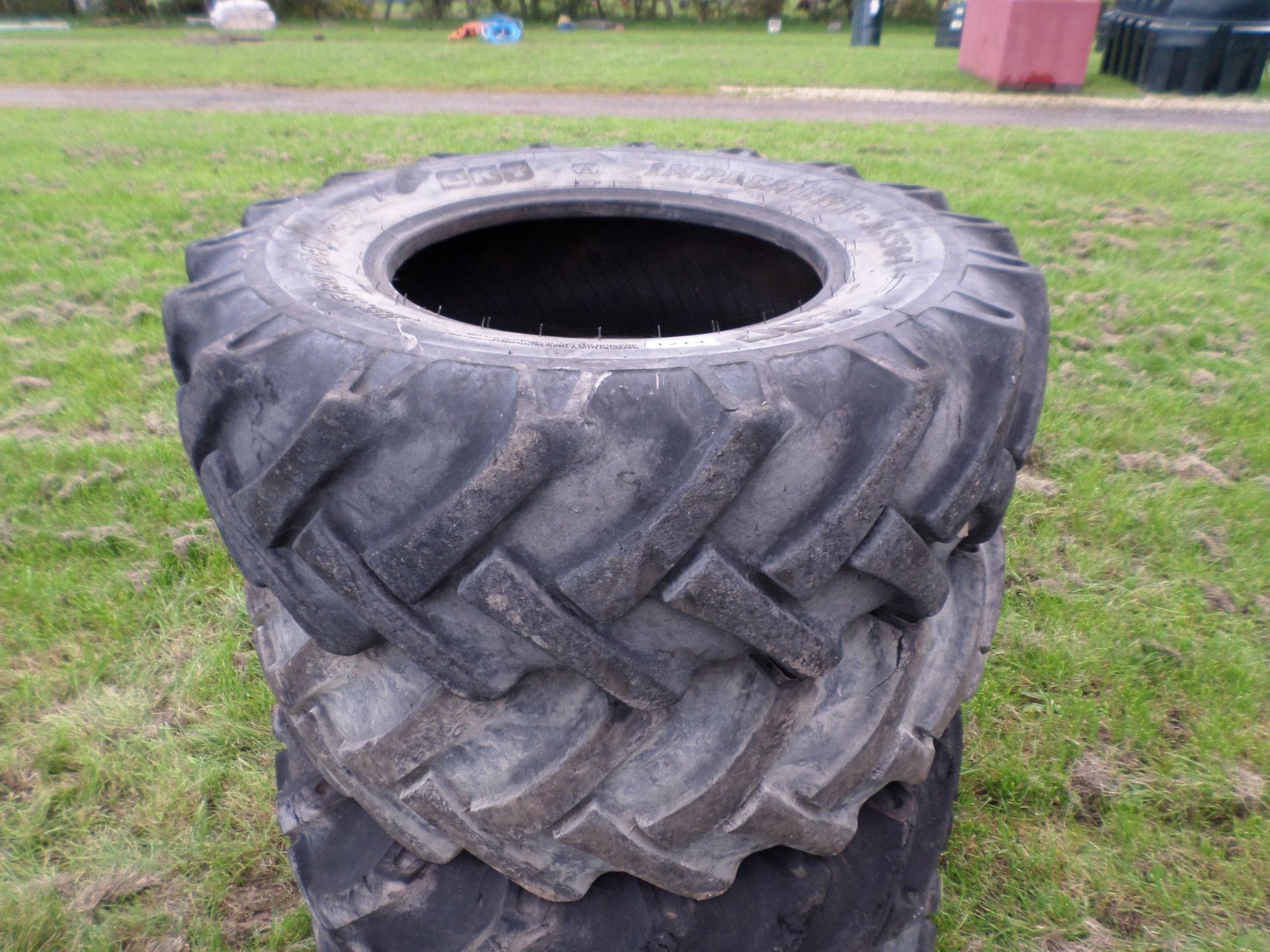 Set of 4 teleporter tyres 15.5/80/24