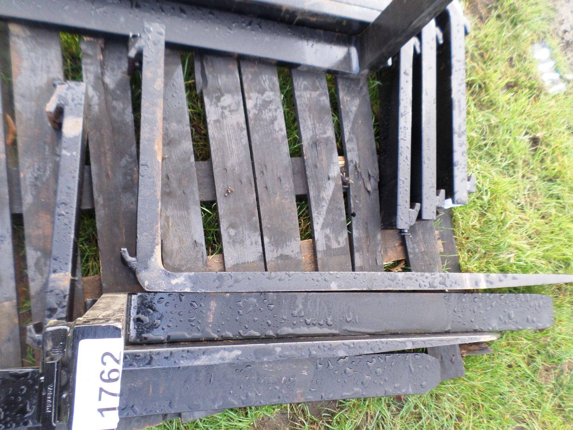Pair of forklift tines