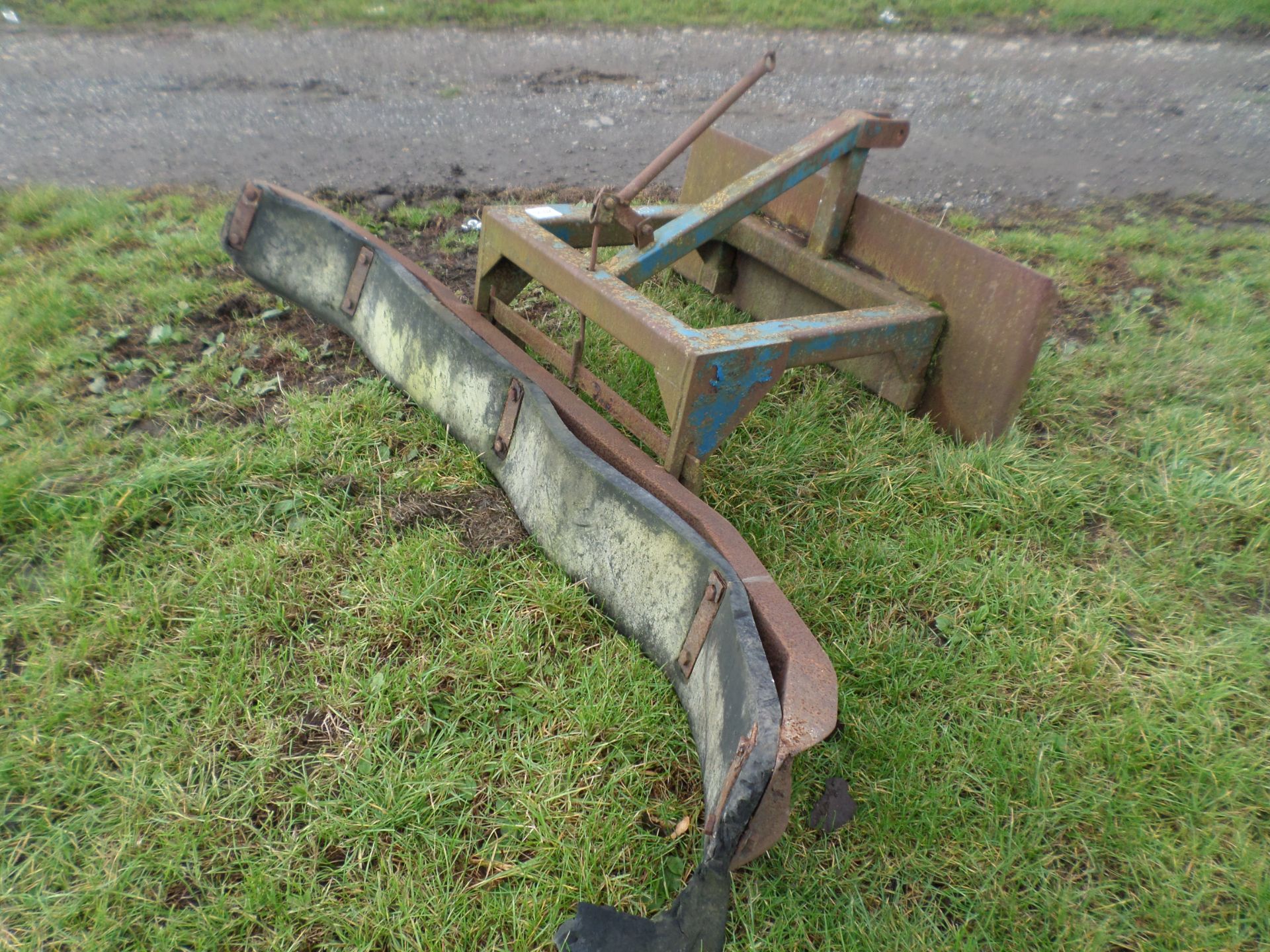 Yard scraper to suit tractor/skidsteer NO VAT - Image 3 of 3