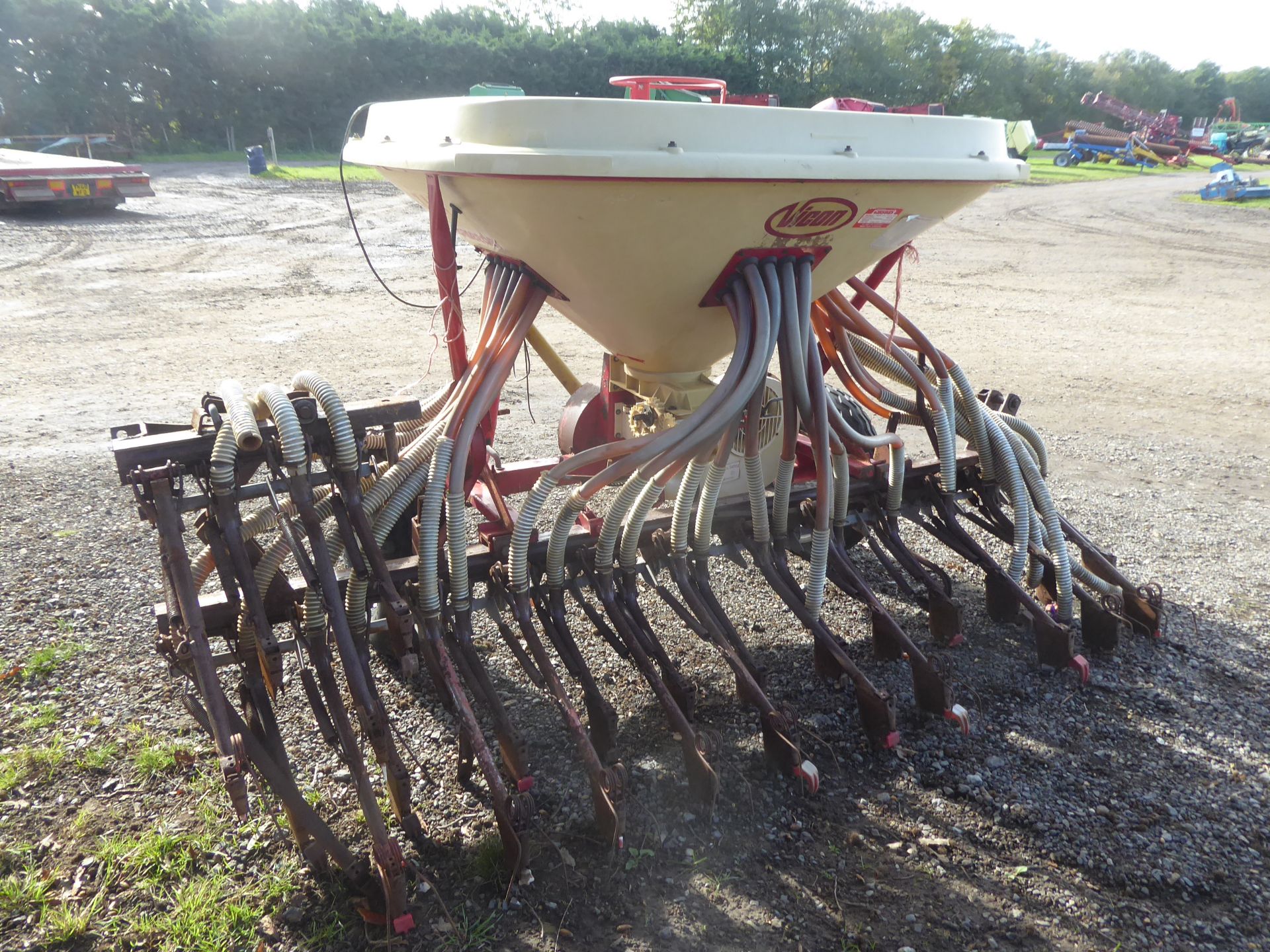 Vicon LZ401 Superseeder drill - Image 2 of 2