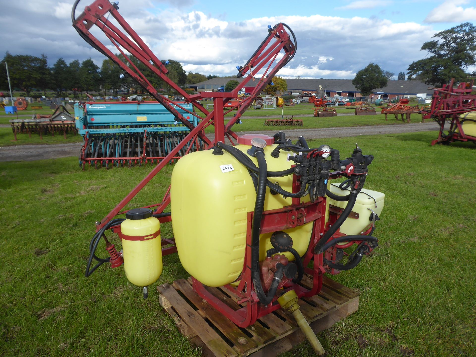 Hardi 400L crop sprayer