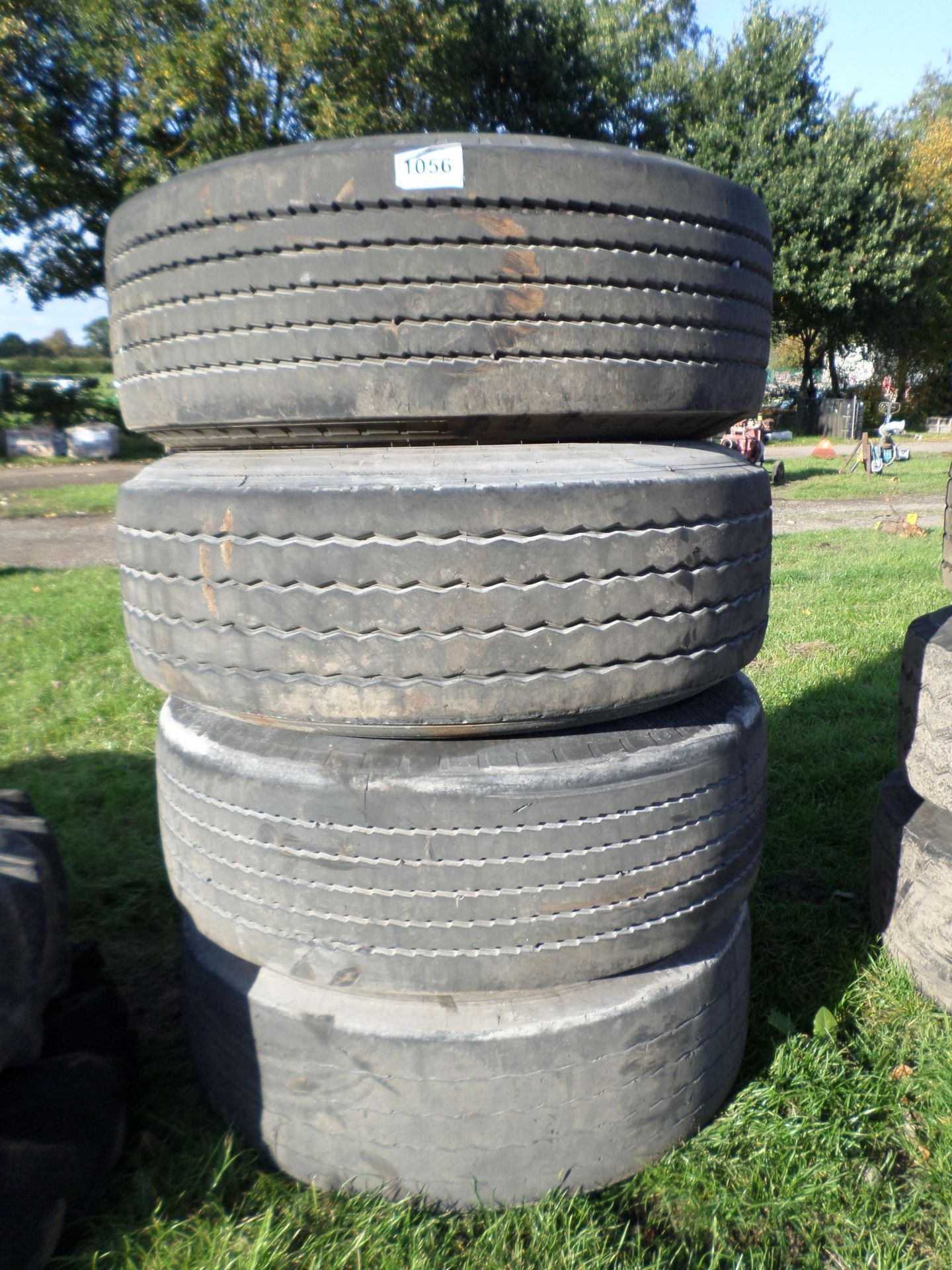 4 tyres and rims 385/65R - Image 2 of 2