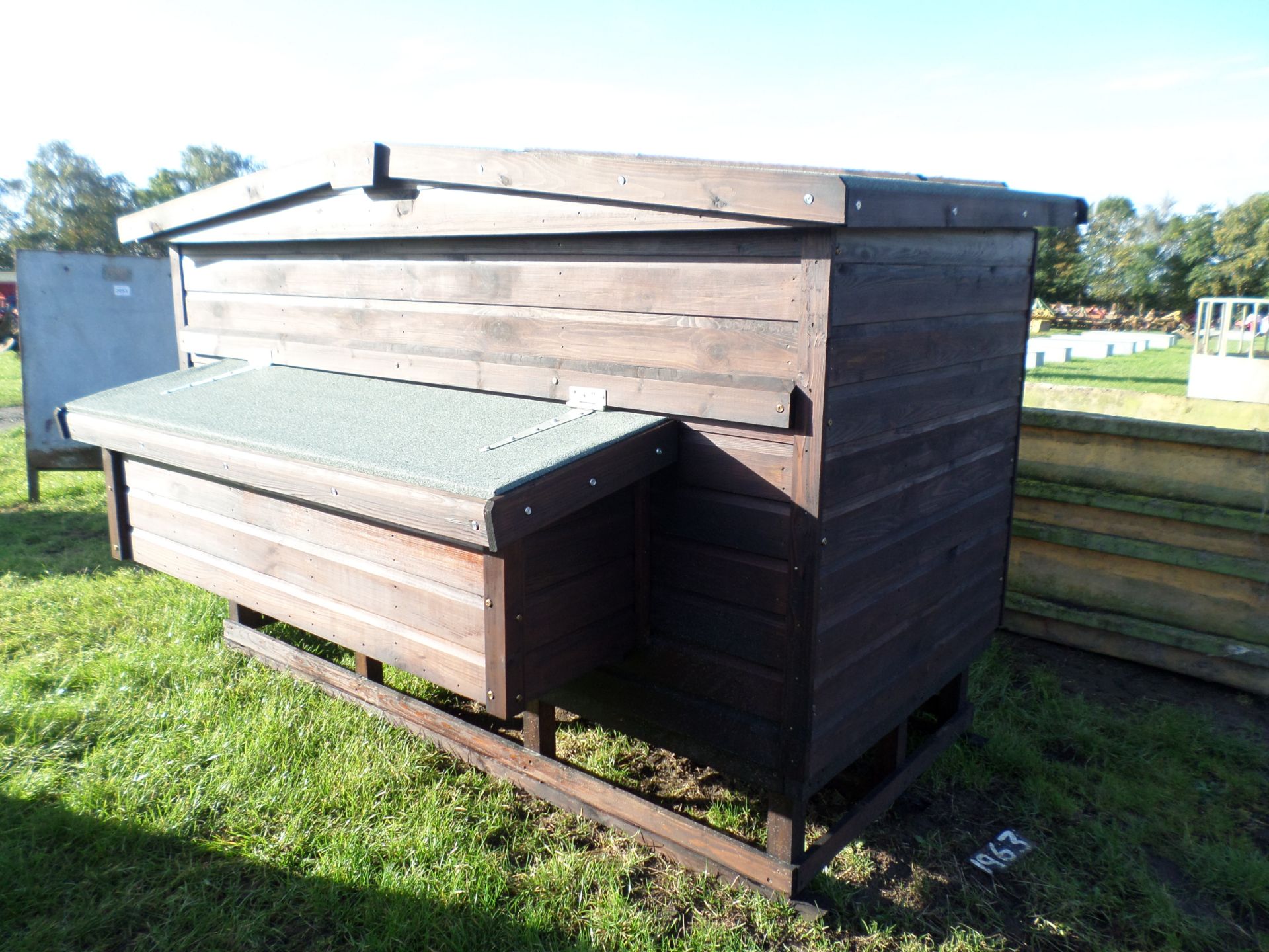 New 8ft poultry house NO VAT