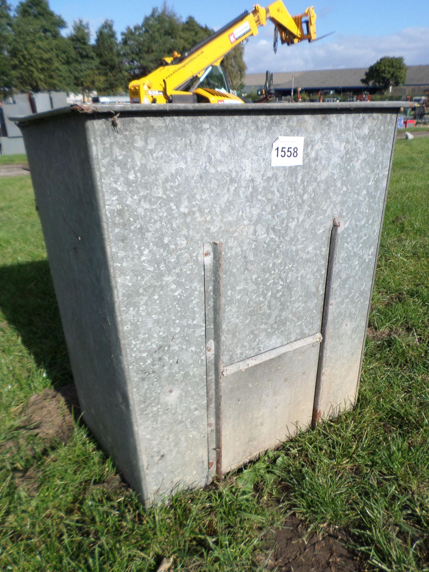 Galvanised coal bunker - Image 4 of 4