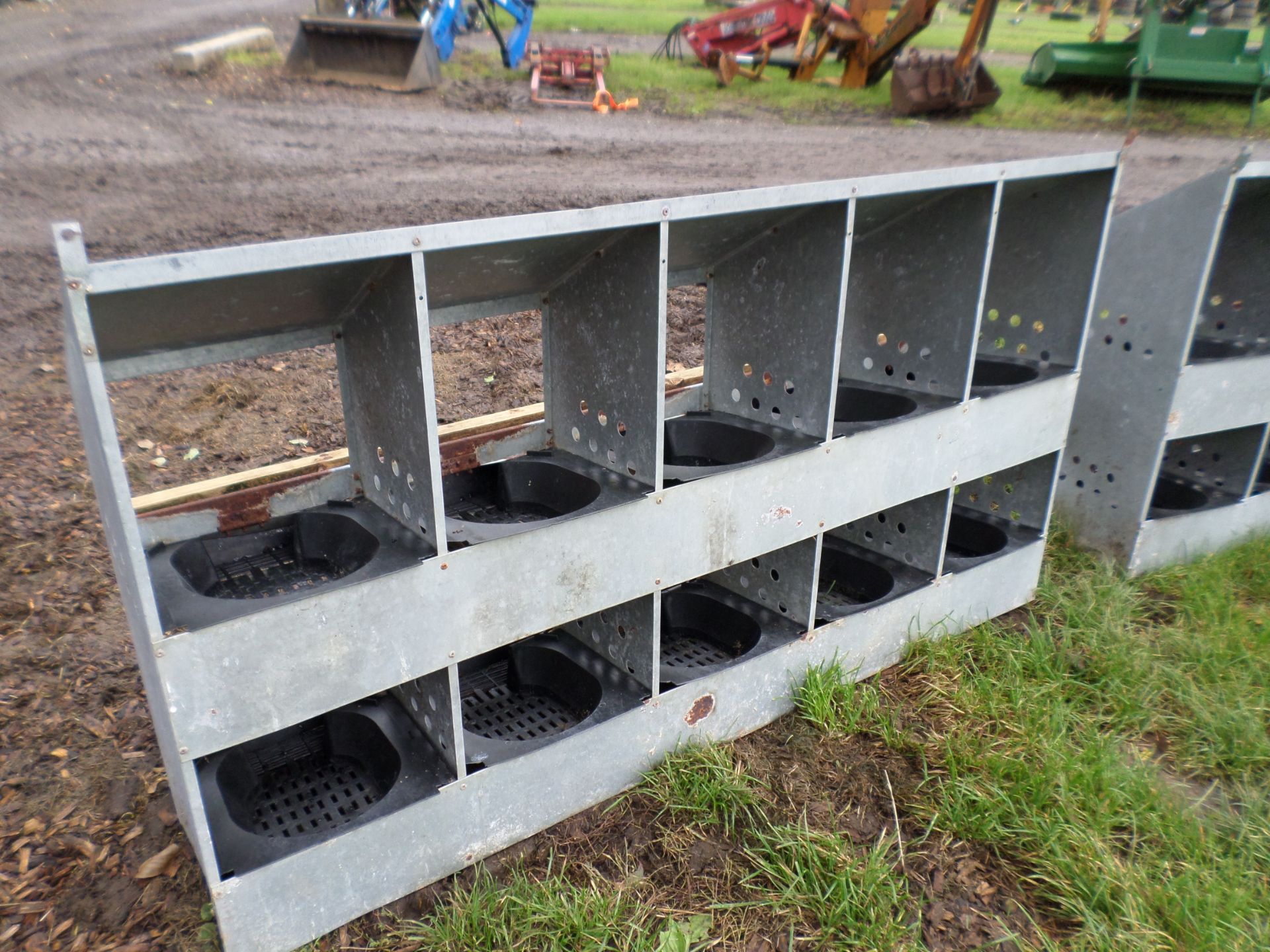 Poultry rollaway nest box NO VAT - Image 2 of 2