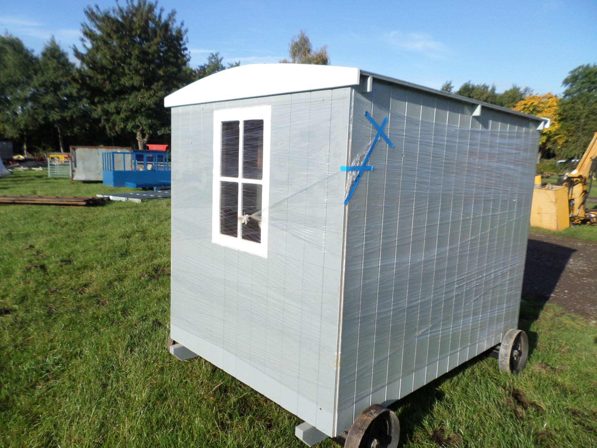 New mini shepherd's hut perfect for playhouse etc NO VAT