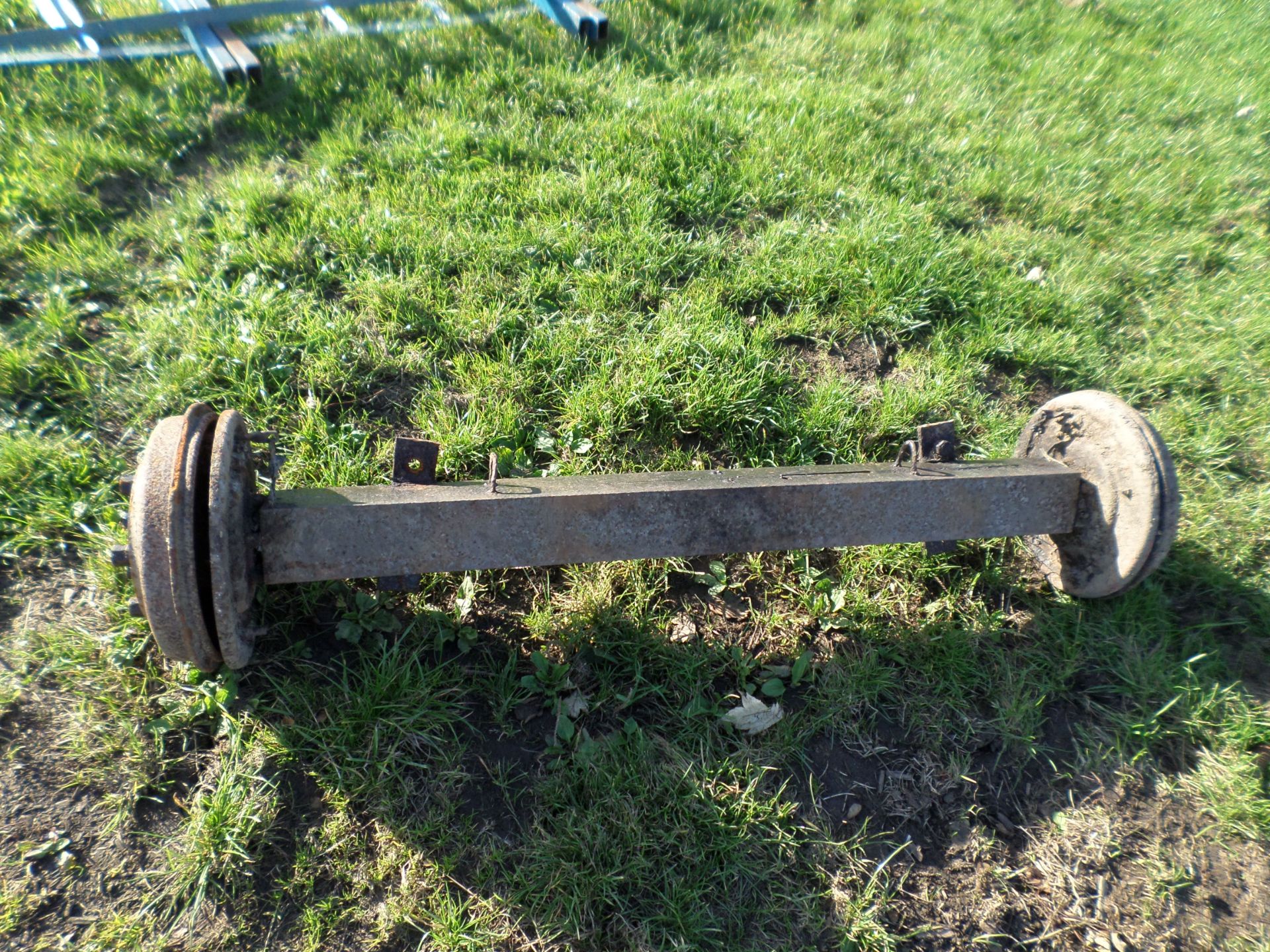 Trailer axle - Image 2 of 2