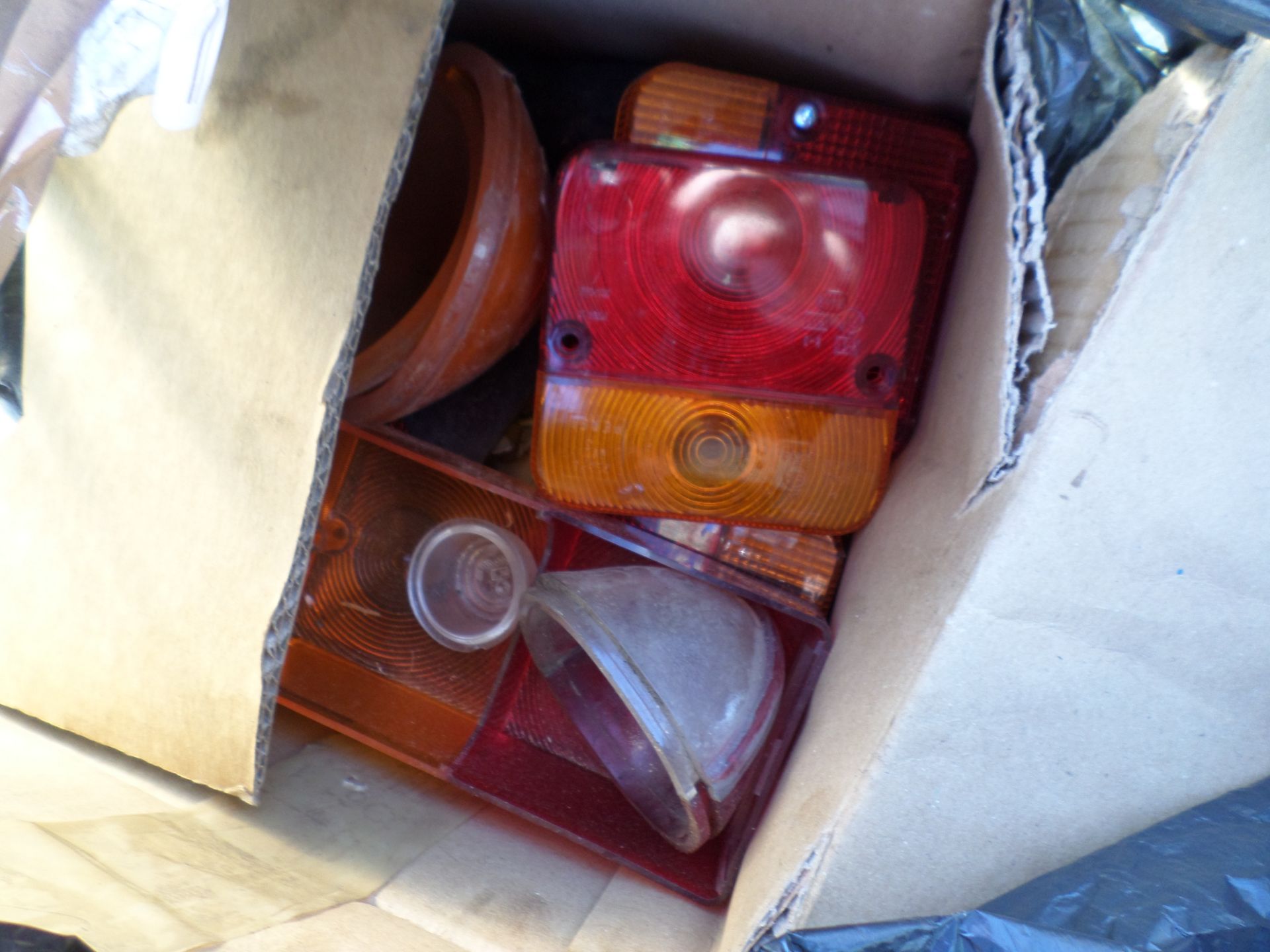 Various rear light lenses, NO VAT - Image 4 of 4