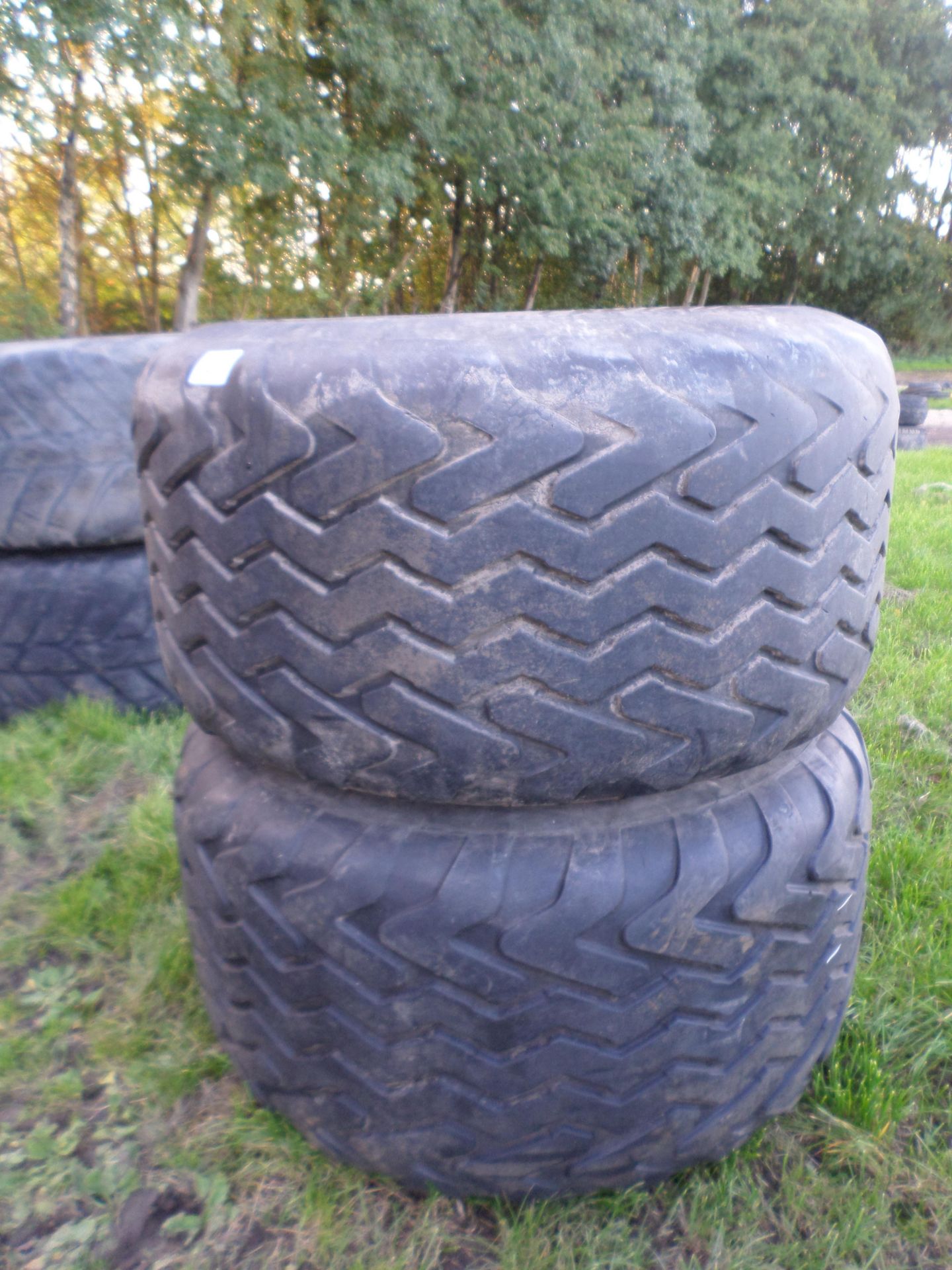 Pair of Vredestein 650/50/22.5 tyres on 10-stud rims - Image 2 of 2