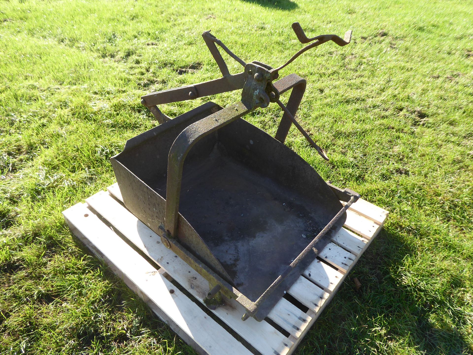 Ferguson earth scoop tipping bucket