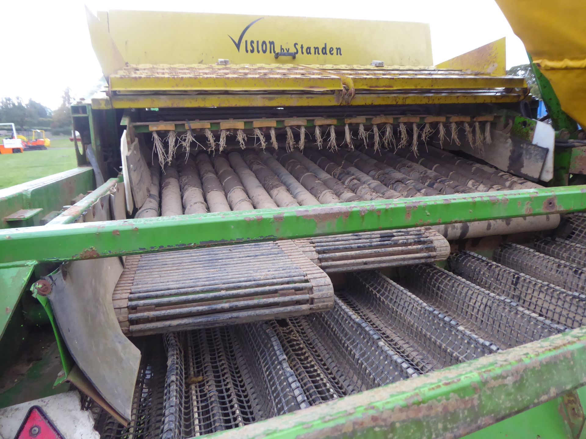 Standen potato harvester, power driven wheels - Image 3 of 7