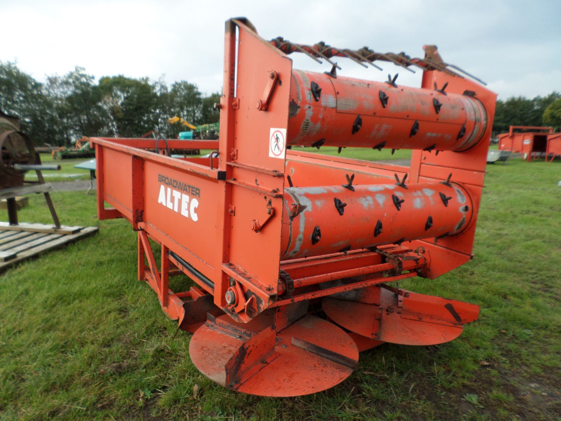 Straw bedder, Broadwater Altec